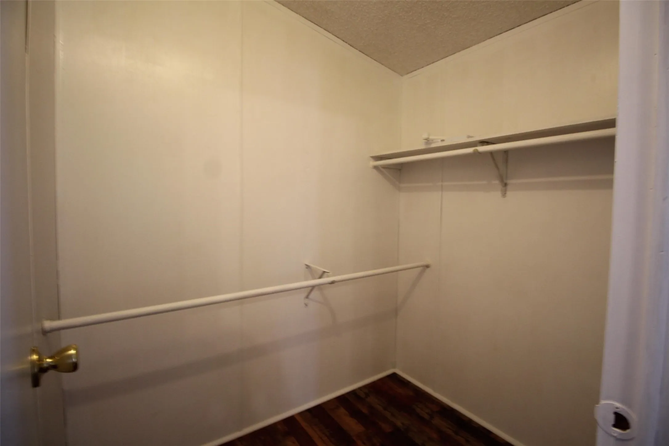 Single Family Residence For Rent in Hunt County , 3189 Timberwild, Wills Point, Texas 75169, 3 Bedroom, 2 Bathroom, Garage spaces, 1,216 Sqft, built in 0, mls#21306673, Real Estate Agent in Wills Point, Homes For Rent in Hunt county, Homes For Rent in Wills Point, Realtor in Wills Point Texas, Real Estate Brokerage Independent Realty Texas, Luminita Cordes Realtor
