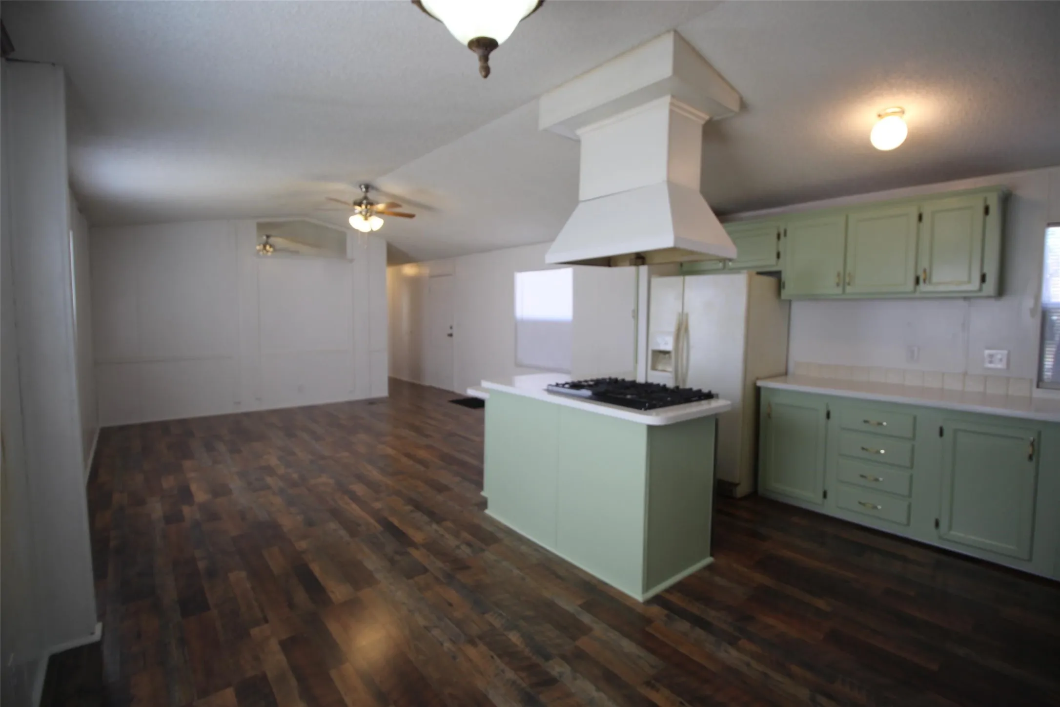 Single Family Residence For Rent in Hunt County , 3189 Timberwild, Wills Point, Texas 75169, 3 Bedroom, 2 Bathroom, Garage spaces, 1,216 Sqft, built in 0, mls#21306673, Real Estate Agent in Wills Point, Homes For Rent in Hunt county, Homes For Rent in Wills Point, Realtor in Wills Point Texas, Real Estate Brokerage Independent Realty Texas, Luminita Cordes Realtor