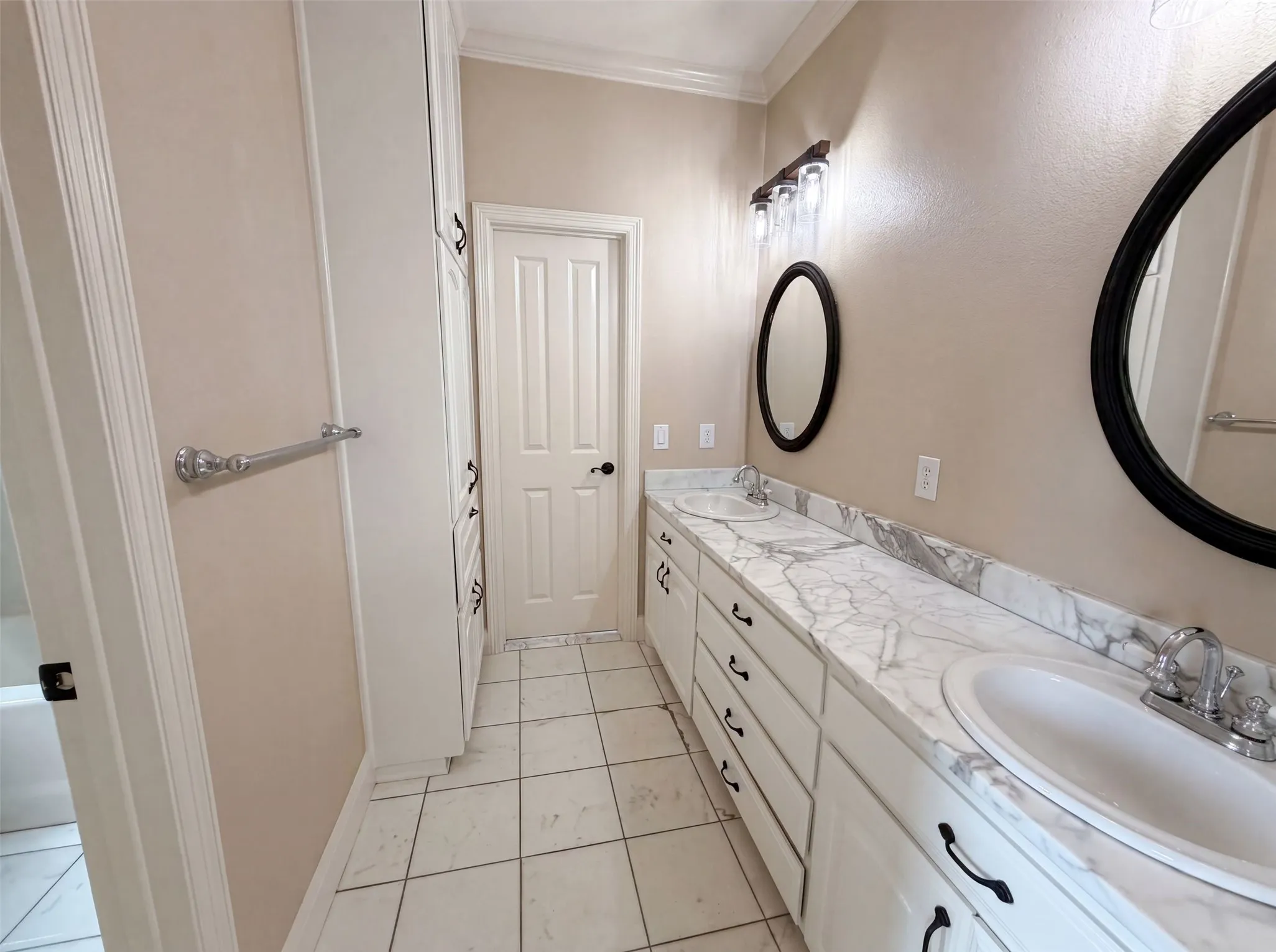 Single Family Residence For Sale in Rockwall County , 1908 Fairway Lane, Royse City, Texas 75189, 4 Bedroom, 3 Bathroom, 3 Garage spaces, 3,130 Sqft, built in 2002, mls#21310047, Real Estate Agent in Royse City, Homes For Sale in Rockwall county, Homes For Sale in Royse City, Realtor in Royse City Texas, Real Estate Brokerage Independent Realty Texas, Luminita Cordes Realtor