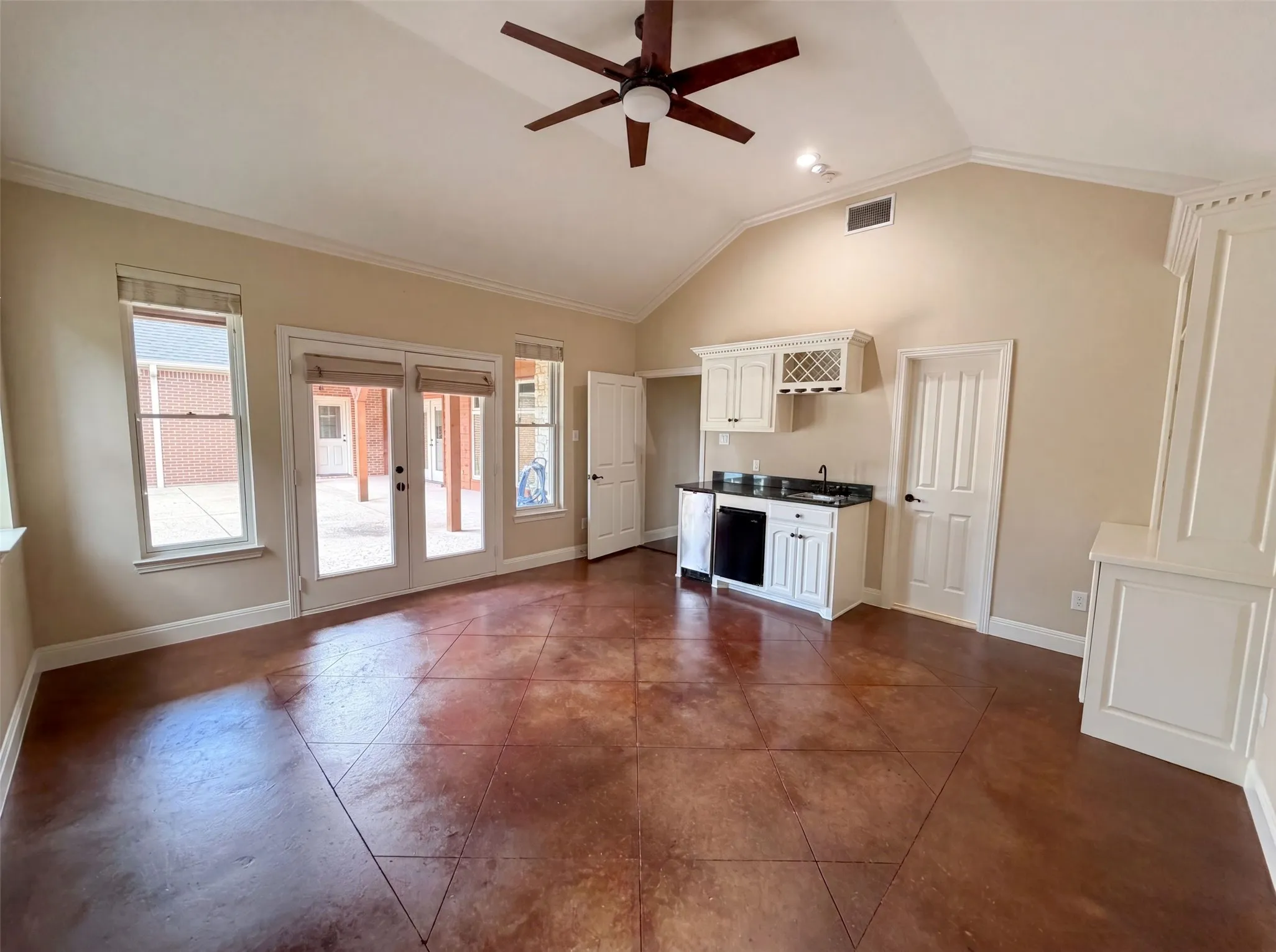 Single Family Residence For Sale in Rockwall County , 1908 Fairway Lane, Royse City, Texas 75189, 4 Bedroom, 3 Bathroom, 3 Garage spaces, 3,130 Sqft, built in 2002, mls#21310047, Real Estate Agent in Royse City, Homes For Sale in Rockwall county, Homes For Sale in Royse City, Realtor in Royse City Texas, Real Estate Brokerage Independent Realty Texas, Luminita Cordes Realtor