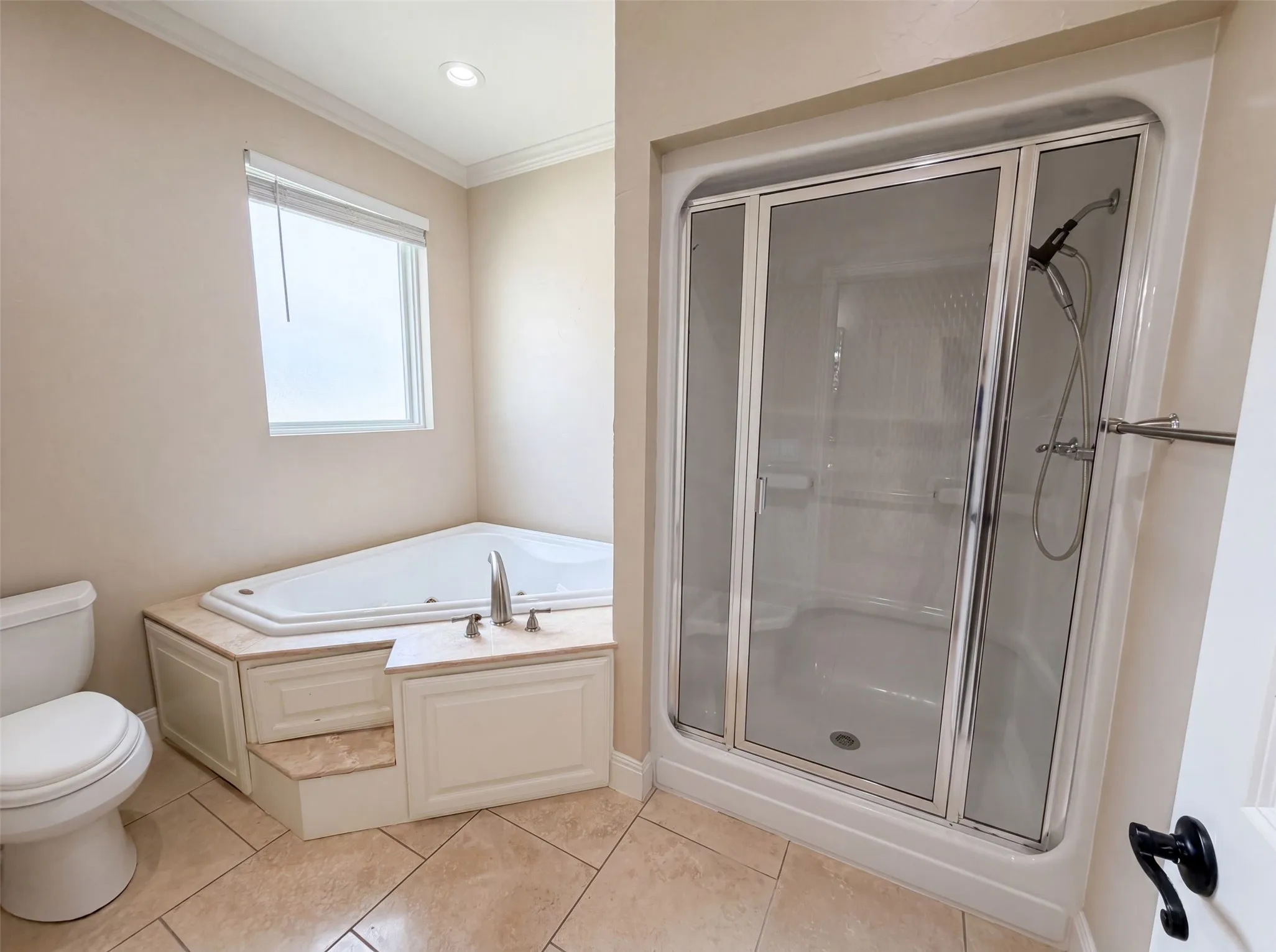 Single Family Residence For Sale in Rockwall County , 1908 Fairway Lane, Royse City, Texas 75189, 4 Bedroom, 3 Bathroom, 3 Garage spaces, 3,130 Sqft, built in 2002, mls#21310047, Real Estate Agent in Royse City, Homes For Sale in Rockwall county, Homes For Sale in Royse City, Realtor in Royse City Texas, Real Estate Brokerage Independent Realty Texas, Luminita Cordes Realtor