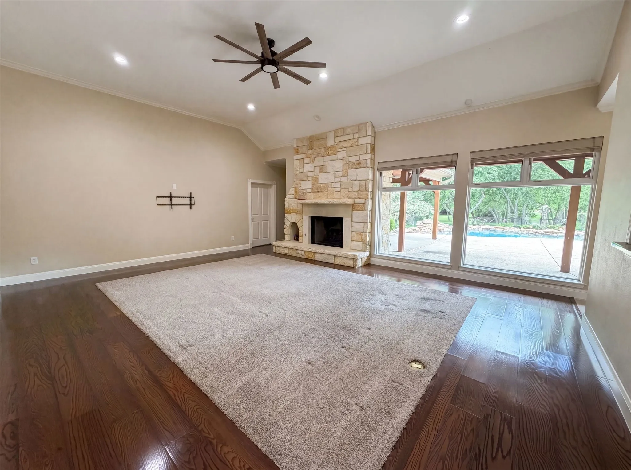 Single Family Residence For Sale in Rockwall County , 1908 Fairway Lane, Royse City, Texas 75189, 4 Bedroom, 3 Bathroom, 3 Garage spaces, 3,130 Sqft, built in 2002, mls#21310047, Real Estate Agent in Royse City, Homes For Sale in Rockwall county, Homes For Sale in Royse City, Realtor in Royse City Texas, Real Estate Brokerage Independent Realty Texas, Luminita Cordes Realtor