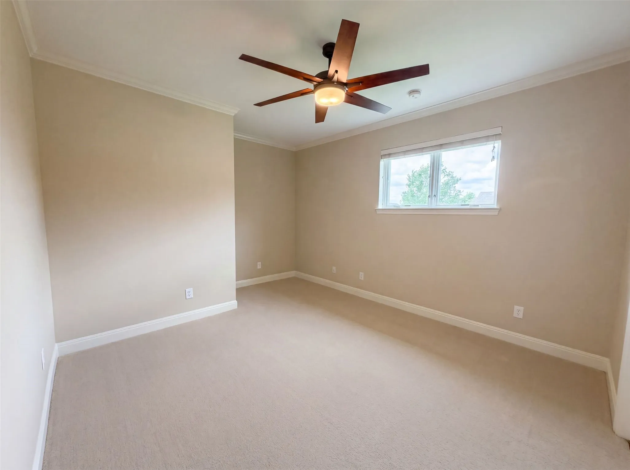 Single Family Residence For Sale in Rockwall County , 1908 Fairway Lane, Royse City, Texas 75189, 4 Bedroom, 3 Bathroom, 3 Garage spaces, 3,130 Sqft, built in 2002, mls#21310047, Real Estate Agent in Royse City, Homes For Sale in Rockwall county, Homes For Sale in Royse City, Realtor in Royse City Texas, Real Estate Brokerage Independent Realty Texas, Luminita Cordes Realtor