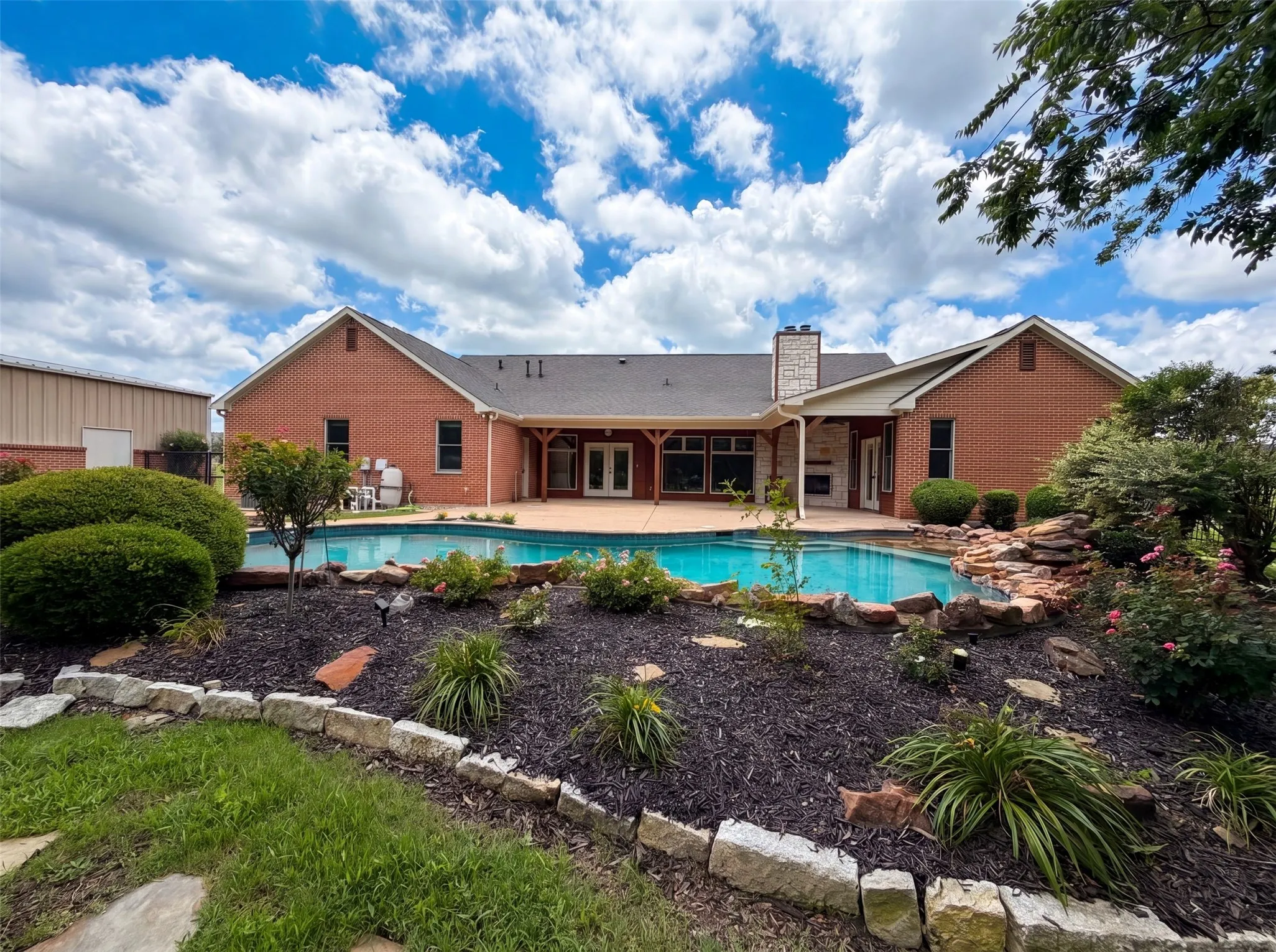 Single Family Residence For Sale in Rockwall County , 1908 Fairway Lane, Royse City, Texas 75189, 4 Bedroom, 3 Bathroom, 3 Garage spaces, 3,130 Sqft, built in 2002, mls#21310047, Real Estate Agent in Royse City, Homes For Sale in Rockwall county, Homes For Sale in Royse City, Realtor in Royse City Texas, Real Estate Brokerage Independent Realty Texas, Luminita Cordes Realtor