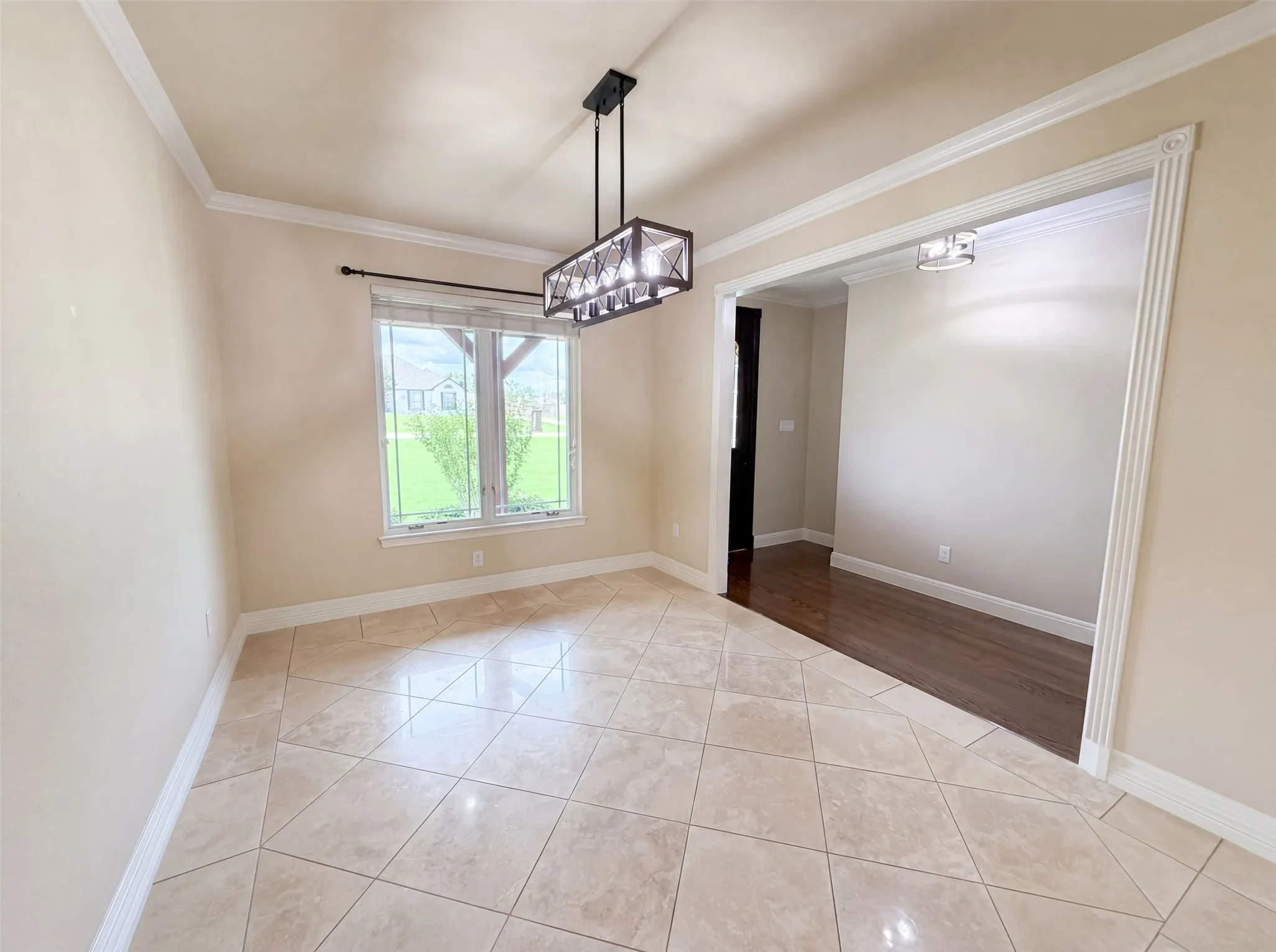 Single Family Residence For Sale in Rockwall County , 1908 Fairway Lane, Royse City, Texas 75189, 4 Bedroom, 3 Bathroom, 3 Garage spaces, 3,130 Sqft, built in 2002, mls#21310047, Real Estate Agent in Royse City, Homes For Sale in Rockwall county, Homes For Sale in Royse City, Realtor in Royse City Texas, Real Estate Brokerage Independent Realty Texas, Luminita Cordes Realtor