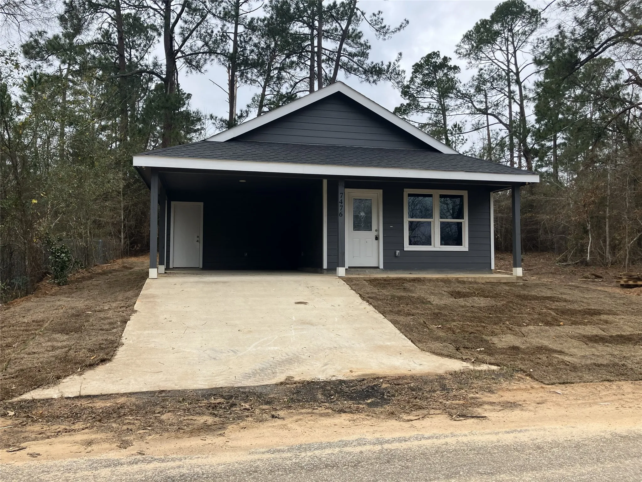 Single Family Residence For Rent in Henderson County , 7476 Autumn Trail, Frankston, Texas 75763, 3 Bedroom, 2 Bathroom, Garage spaces, 1,108 Sqft, built in 2025, mls#21310053, Real Estate Agent in Frankston, Homes For Rent in Henderson county, Homes For Rent in Frankston, Realtor in Frankston Texas, Real Estate Brokerage Independent Realty Texas, Luminita Cordes Realtor
