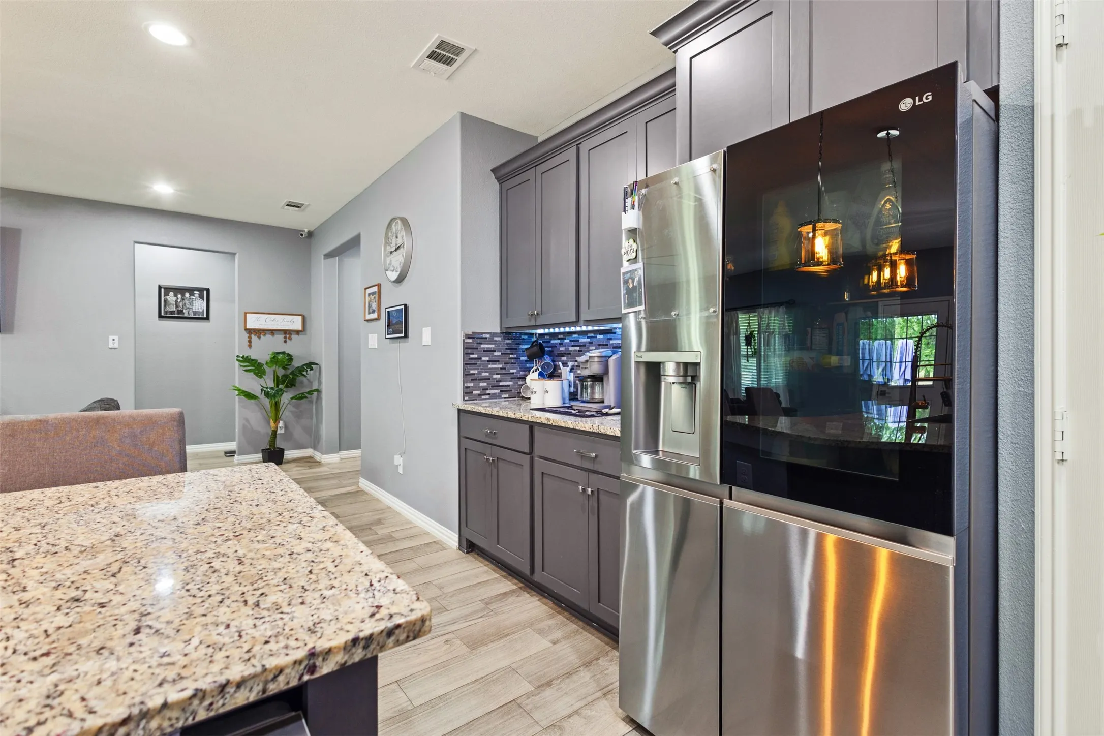 Single Family Residence For Sale in Kaufman County , 8112 Lakeshore Drive, Kemp, Texas 75143, 4 Bedrooms, 2 Bathrooms, 2 Garage spaces, 1,948 Sqft, built in 2022, Price $325,000, mls#21307615, Real Estate Agent in Kemp, Homes For Sale in Kaufman county, Homes For Sale in Kemp, Realtor in Kemp Texas, Real Estate Brokerage Independent Realty Texas, Luminita Cordes Realtor