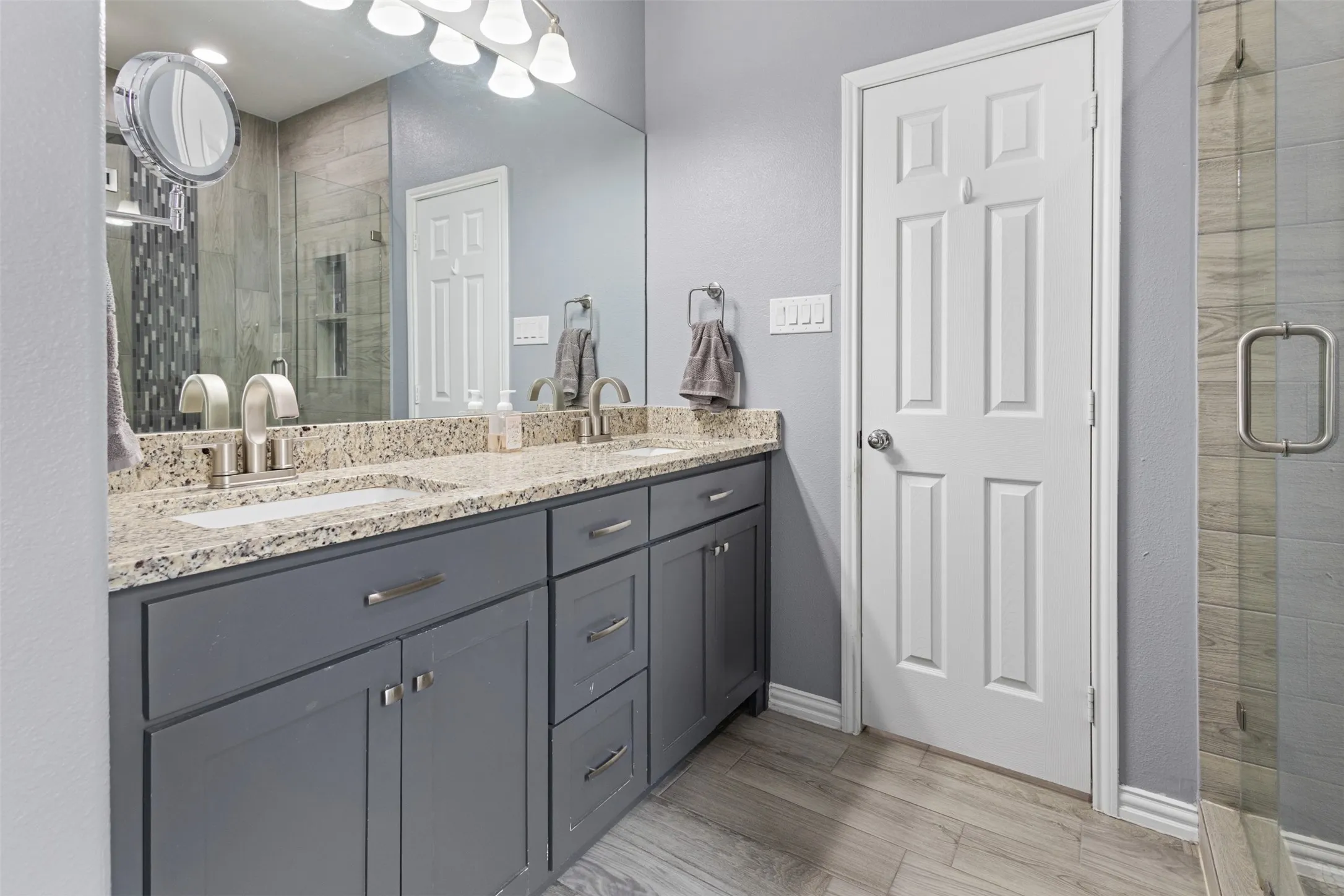 Single Family Residence For Sale in Kaufman County , 8112 Lakeshore Drive, Kemp, Texas 75143, 4 Bedrooms, 2 Bathrooms, 2 Garage spaces, 1,948 Sqft, built in 2022, Price $325,000, mls#21307615, Real Estate Agent in Kemp, Homes For Sale in Kaufman county, Homes For Sale in Kemp, Realtor in Kemp Texas, Real Estate Brokerage Independent Realty Texas, Luminita Cordes Realtor