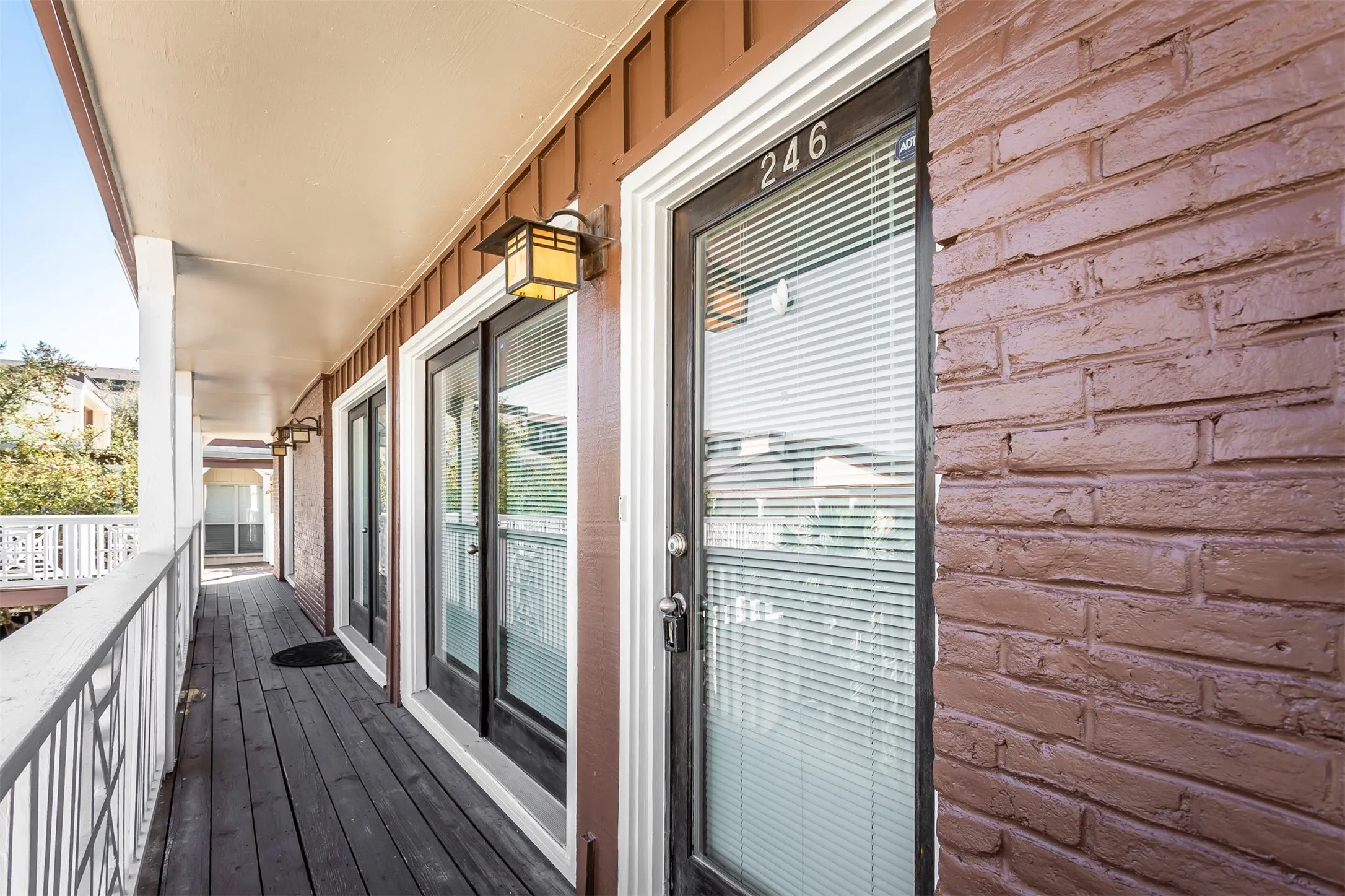 Condominium For Rent in Dallas County , 5904 Sandhurst Lane 246, Dallas, Texas 75206, 2 Bedroom, 2 Bathroom, Garage spaces, 1,050 Sqft, built in 1967, mls#21304016, Real Estate Agent in Dallas, Homes For Rent in Dallas county, Homes For Rent in Dallas, Realtor in Dallas Texas, Real Estate Brokerage Independent Realty Texas, Luminita Cordes Realtor
