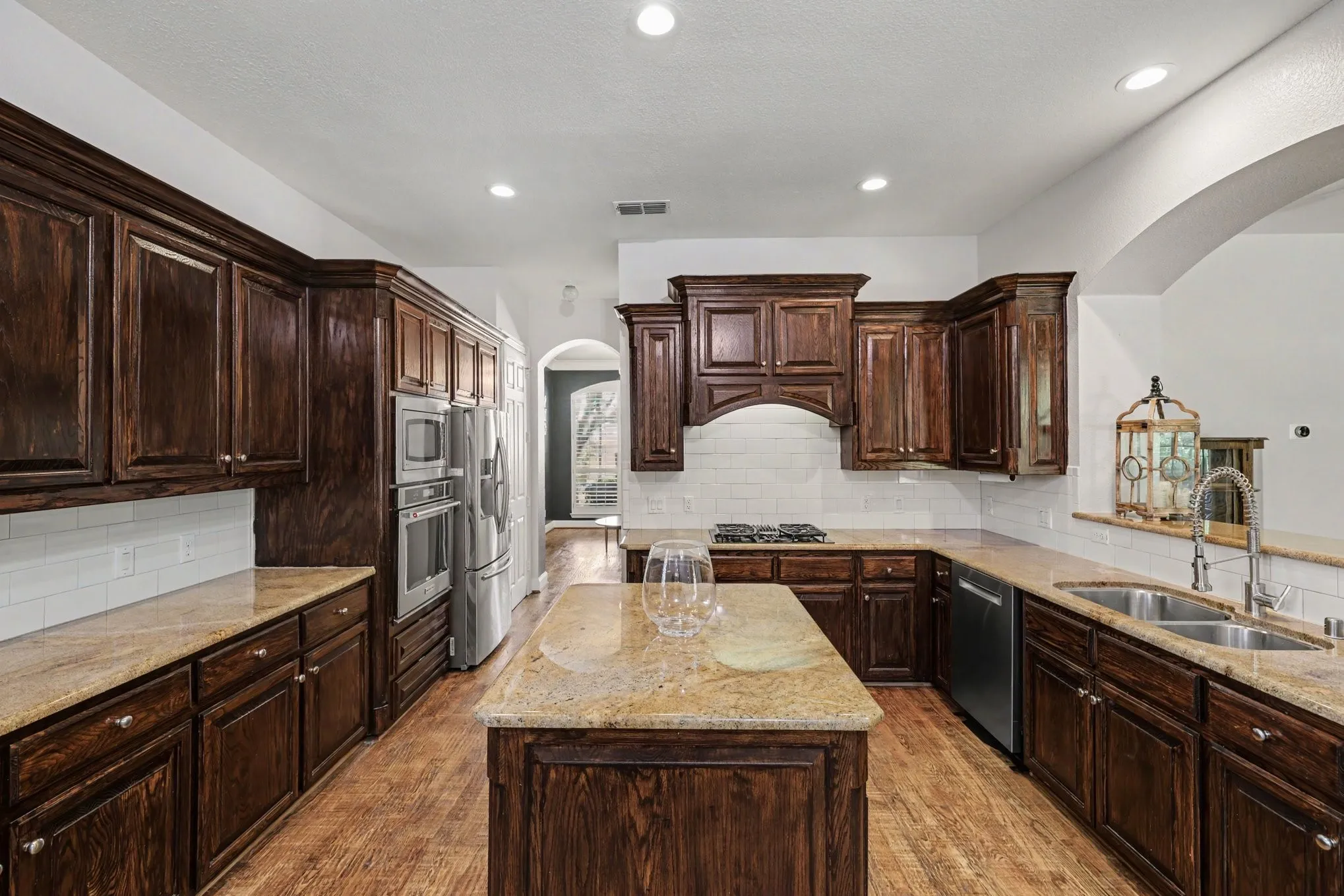 Single Family Residence For Sale in Collin County , 1825 Marshall Drive, Allen, Texas 75013, 4 Bedroom, 4 Bathroom, 4 Garage spaces, 4,076 Sqft, built in 2005, mls#21310093, Real Estate Agent in Allen, Homes For Sale in Collin county, Homes For Sale in Allen, Realtor in Allen Texas, Real Estate Brokerage Independent Realty Texas, Luminita Cordes Realtor