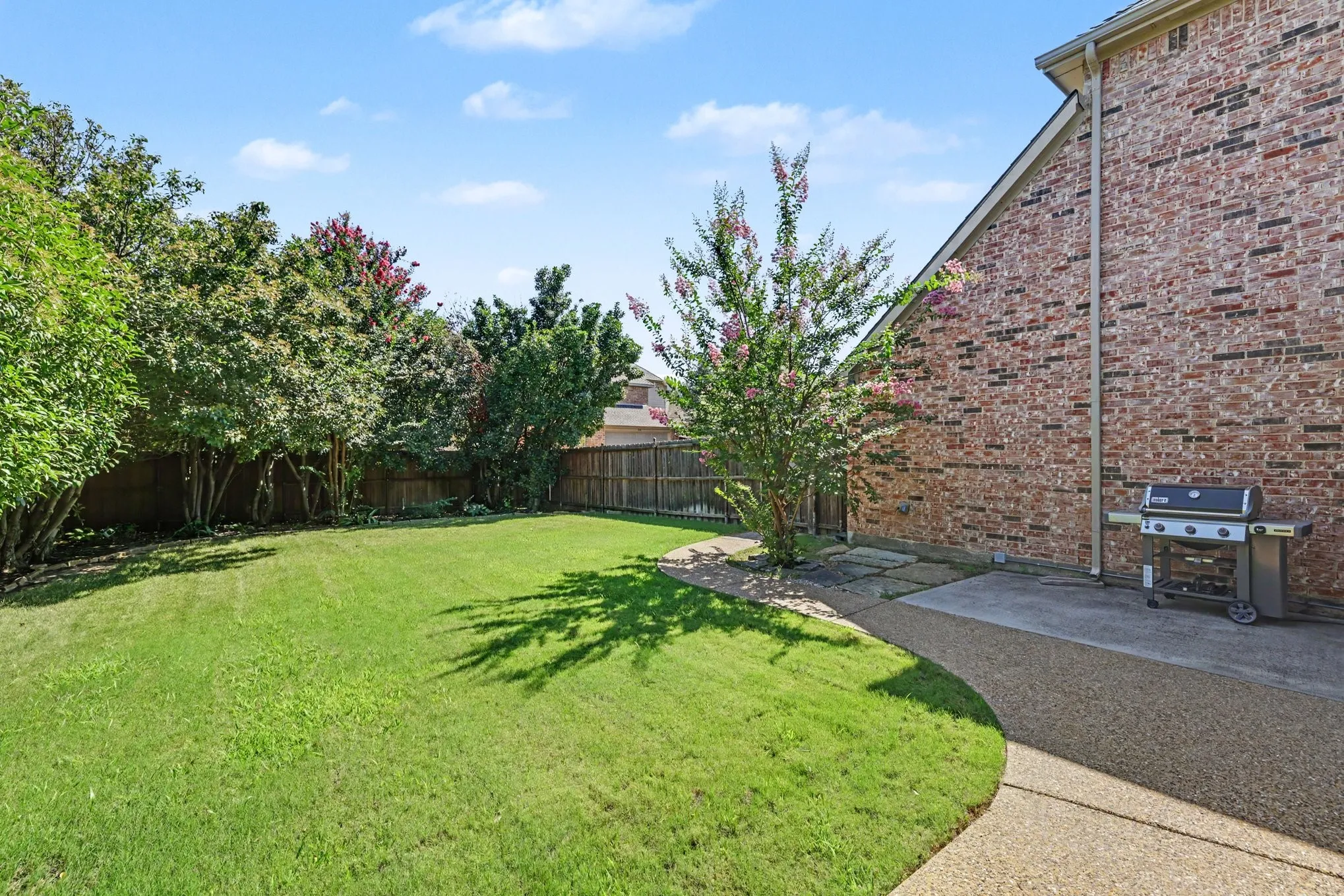 Single Family Residence For Sale in Collin County , 1825 Marshall Drive, Allen, Texas 75013, 4 Bedroom, 4 Bathroom, 4 Garage spaces, 4,076 Sqft, built in 2005, mls#21310093, Real Estate Agent in Allen, Homes For Sale in Collin county, Homes For Sale in Allen, Realtor in Allen Texas, Real Estate Brokerage Independent Realty Texas, Luminita Cordes Realtor