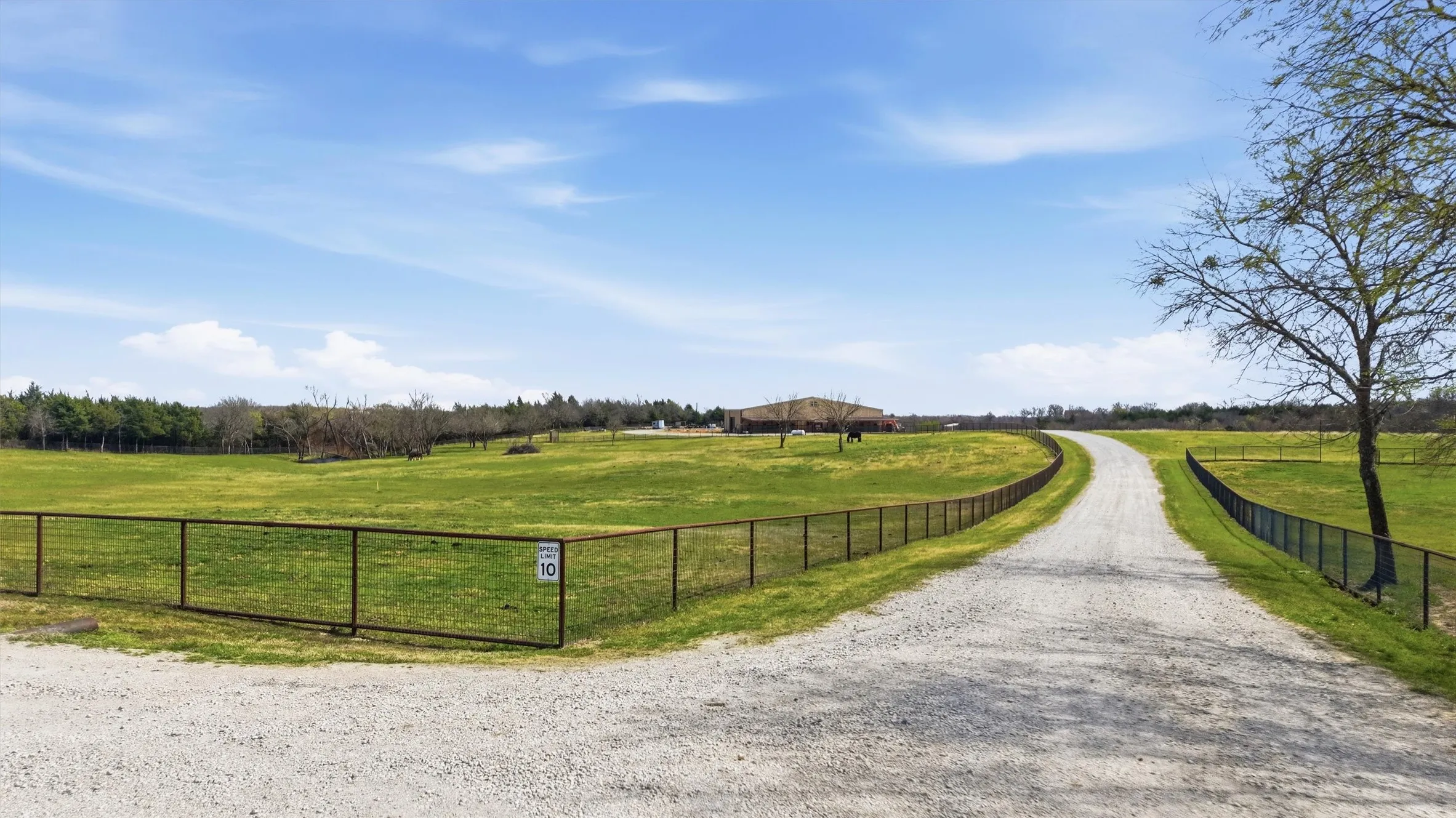 Improved Land For Sale in Grayson County , 1470 Preston Road, Denison, Texas 75020, 0, 0, Garage spaces, 0 Sqft, built in 2017, mls#21307227, Real Estate Agent in Denison, Homes For Sale in Grayson county, Homes For Sale in Denison, Realtor in Denison Texas, Real Estate Brokerage Independent Realty Texas, Luminita Cordes Realtor