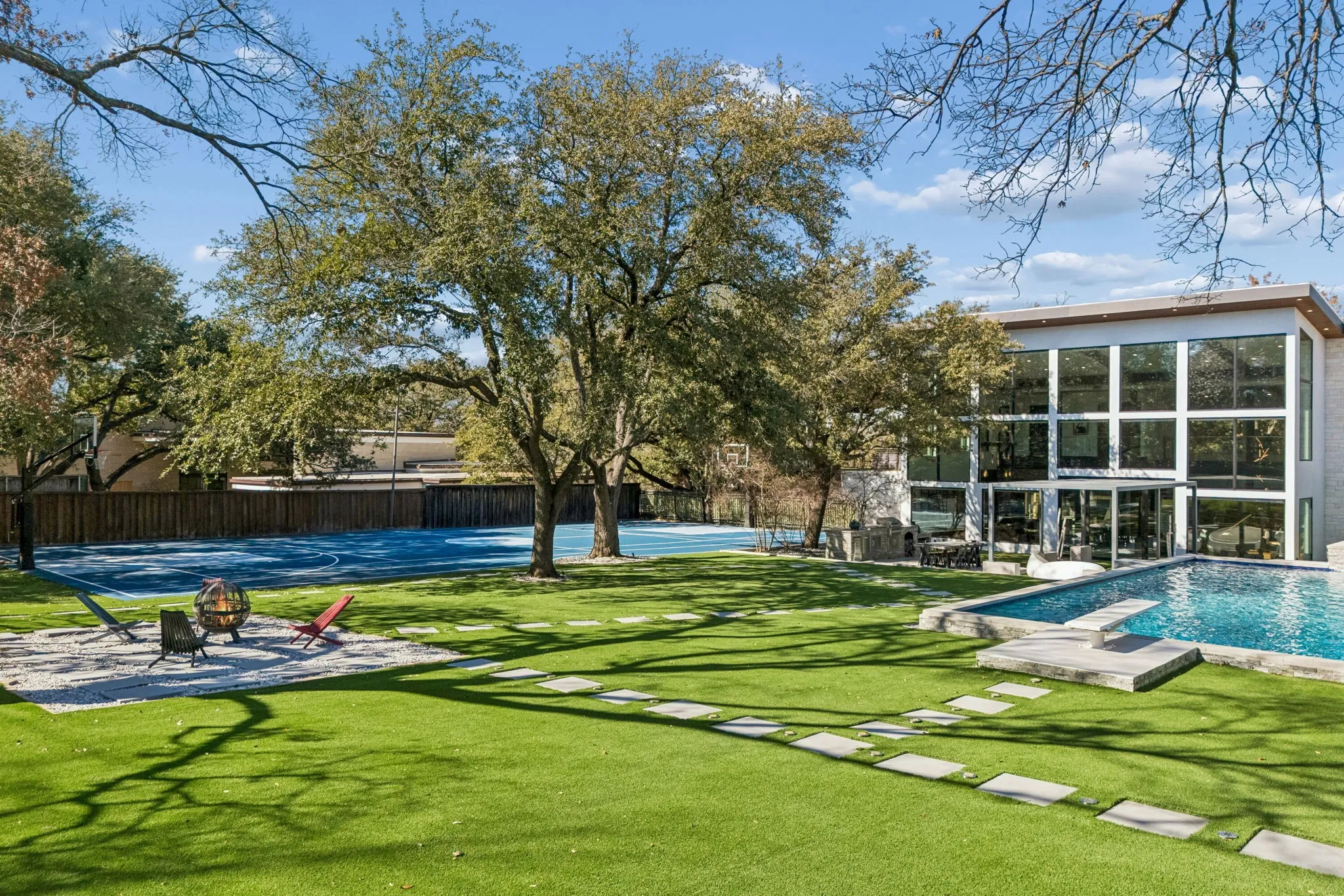 Single Family Residence For Sale in Dallas County , 6766 Northaven Road, Dallas, Texas 75230, 5 Bedroom, 5 Bathroom, 3 Garage spaces, 4,437 Sqft, built in 2019, mls#21309156, Real Estate Agent in Dallas, Homes For Sale in Dallas county, Homes For Sale in Dallas, Realtor in Dallas Texas, Real Estate Brokerage Independent Realty Texas, Luminita Cordes Realtor