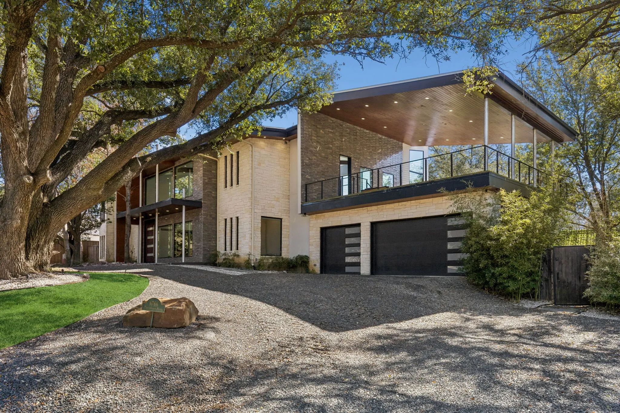Single Family Residence For Sale in Dallas County , 6766 Northaven Road, Dallas, Texas 75230, 5 Bedroom, 5 Bathroom, 3 Garage spaces, 4,437 Sqft, built in 2019, mls#21309156, Real Estate Agent in Dallas, Homes For Sale in Dallas county, Homes For Sale in Dallas, Realtor in Dallas Texas, Real Estate Brokerage Independent Realty Texas, Luminita Cordes Realtor