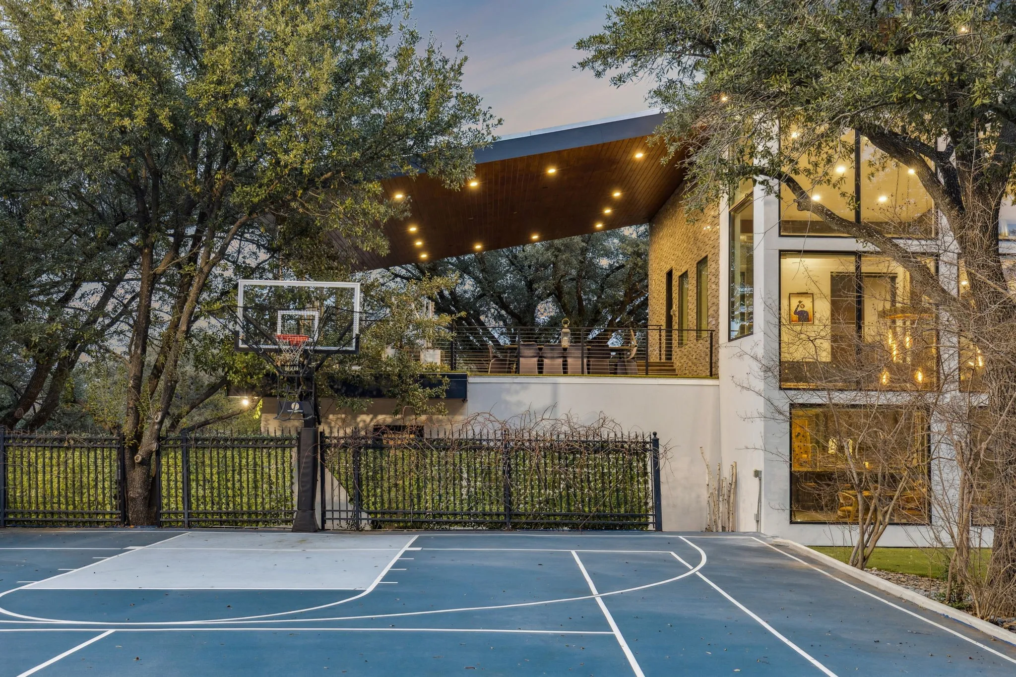 Single Family Residence For Sale in Dallas County , 6766 Northaven Road, Dallas, Texas 75230, 5 Bedroom, 5 Bathroom, 3 Garage spaces, 4,437 Sqft, built in 2019, mls#21309156, Real Estate Agent in Dallas, Homes For Sale in Dallas county, Homes For Sale in Dallas, Realtor in Dallas Texas, Real Estate Brokerage Independent Realty Texas, Luminita Cordes Realtor