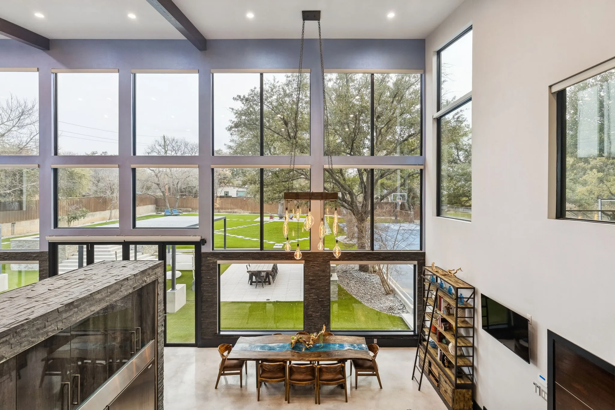 Single Family Residence For Sale in Dallas County , 6766 Northaven Road, Dallas, Texas 75230, 5 Bedroom, 5 Bathroom, 3 Garage spaces, 4,437 Sqft, built in 2019, mls#21309156, Real Estate Agent in Dallas, Homes For Sale in Dallas county, Homes For Sale in Dallas, Realtor in Dallas Texas, Real Estate Brokerage Independent Realty Texas, Luminita Cordes Realtor
