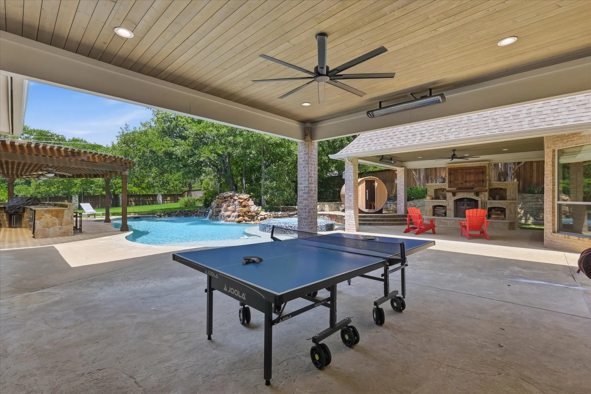 Single Family Residence For Sale in Tarrant County , 1204 Westwood Drive, Keller, Texas 76262, 5 Bedroom, 5 Bathroom, 4 Garage spaces, 6,112 Sqft, built in 2002, mls#21310039, Real Estate Agent in Keller, Homes For Sale in Tarrant county, Homes For Sale in Keller, Realtor in Keller Texas, Real Estate Brokerage Independent Realty Texas, Luminita Cordes Realtor