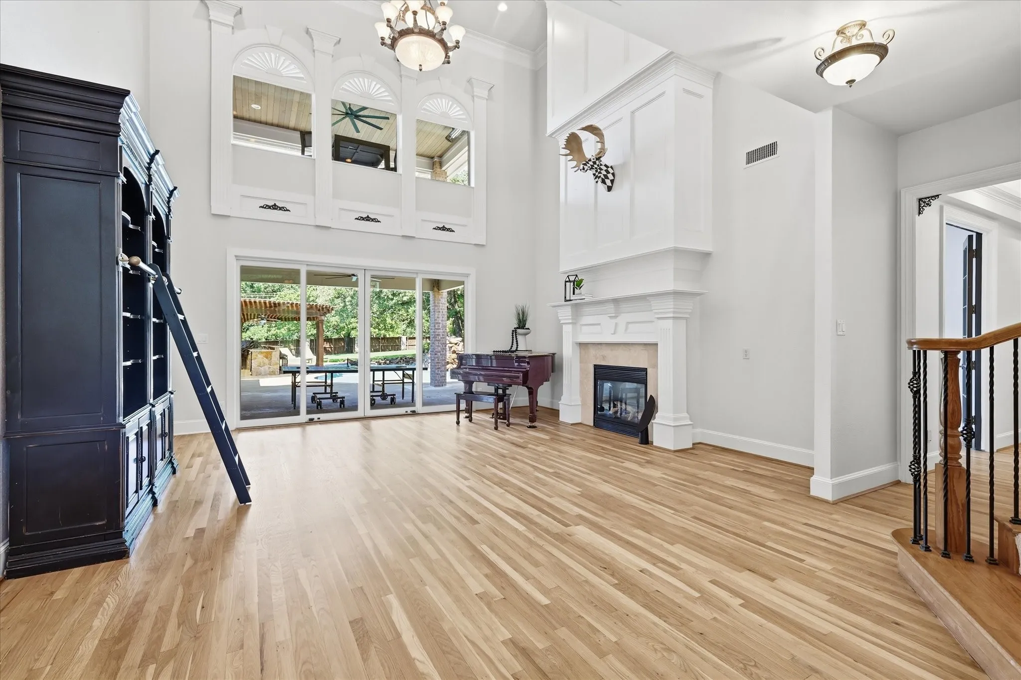 Single Family Residence For Sale in Tarrant County , 1204 Westwood Drive, Keller, Texas 76262, 5 Bedroom, 5 Bathroom, 4 Garage spaces, 6,112 Sqft, built in 2002, mls#21310039, Real Estate Agent in Keller, Homes For Sale in Tarrant county, Homes For Sale in Keller, Realtor in Keller Texas, Real Estate Brokerage Independent Realty Texas, Luminita Cordes Realtor