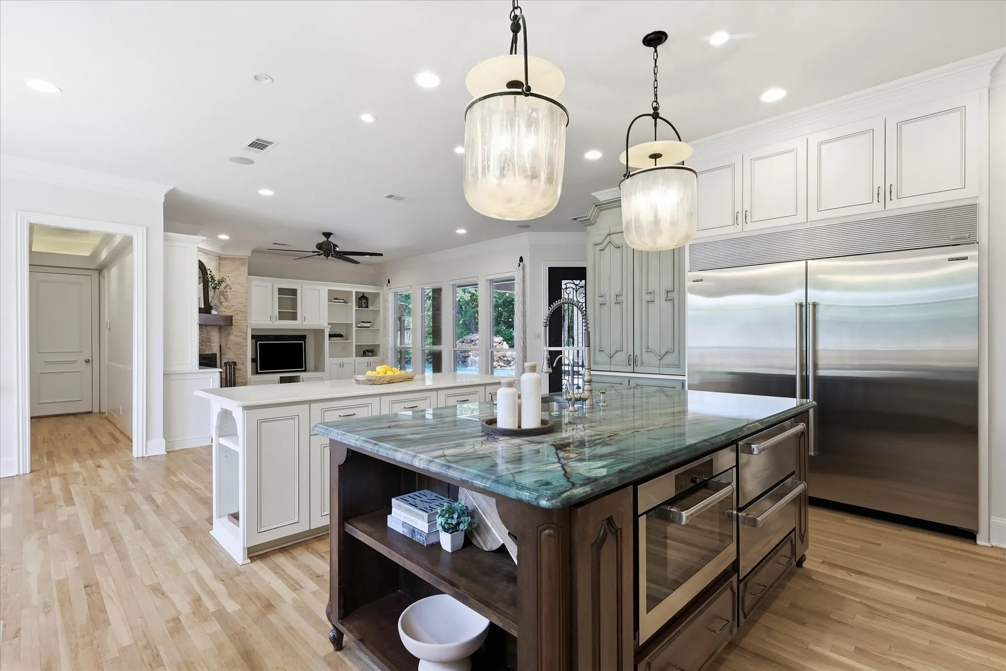 Single Family Residence For Sale in Tarrant County , 1204 Westwood Drive, Keller, Texas 76262, 5 Bedroom, 5 Bathroom, 4 Garage spaces, 6,112 Sqft, built in 2002, mls#21310039, Real Estate Agent in Keller, Homes For Sale in Tarrant county, Homes For Sale in Keller, Realtor in Keller Texas, Real Estate Brokerage Independent Realty Texas, Luminita Cordes Realtor