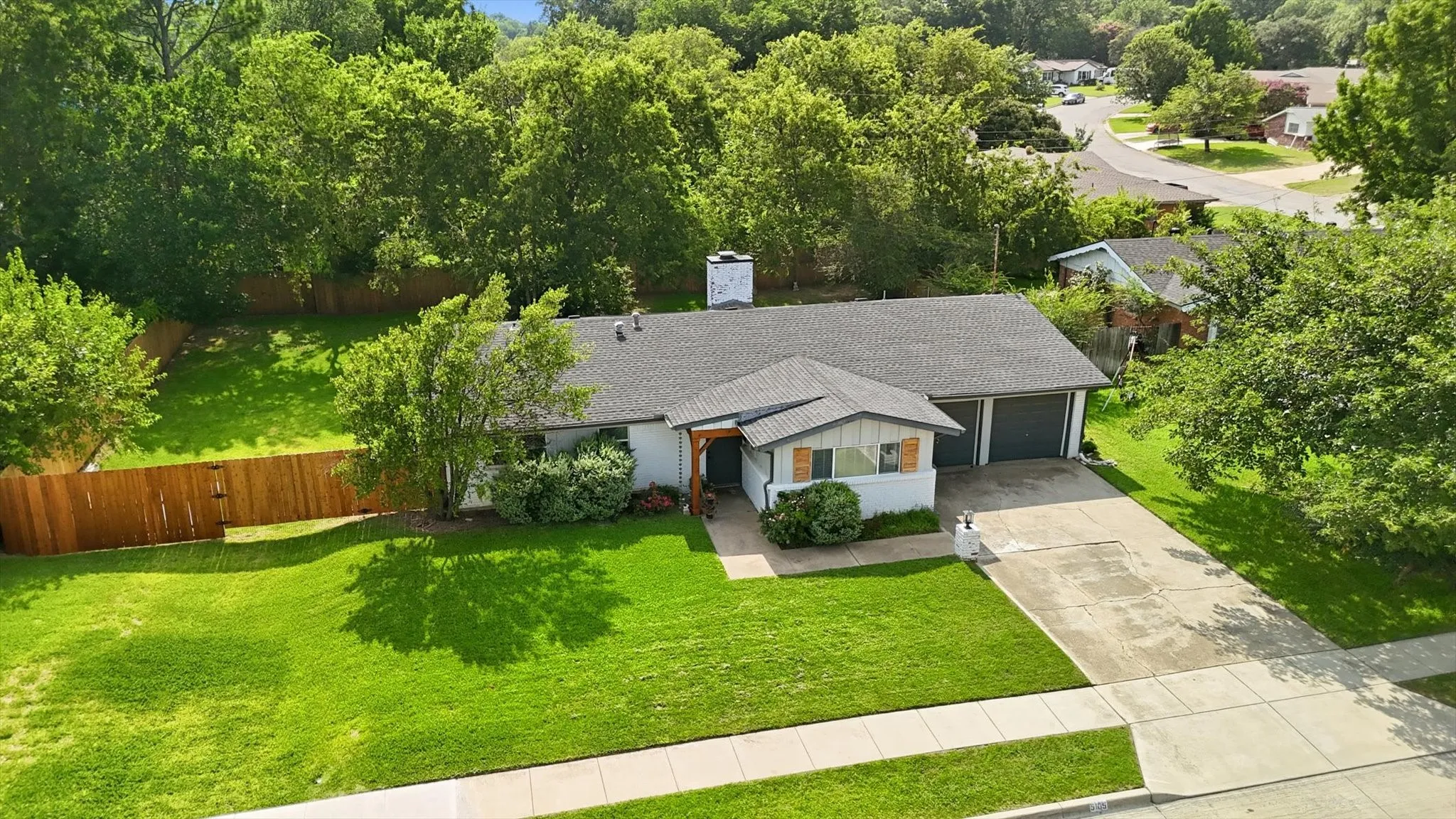 Single Family Residence For Sale in Tarrant County , 5105 Colorado Boulevard, North Richland Hills, Texas 76180, 3 Bedroom, 2 Bathroom, 2 Garage spaces, 1,723 Sqft, built in 1959, mls#21304270, Real Estate Agent in North Richland Hills, Homes For Sale in Tarrant county, Homes For Sale in North Richland Hills, Realtor in North Richland Hills Texas, Real Estate Brokerage Independent Realty Texas, Luminita Cordes Realtor