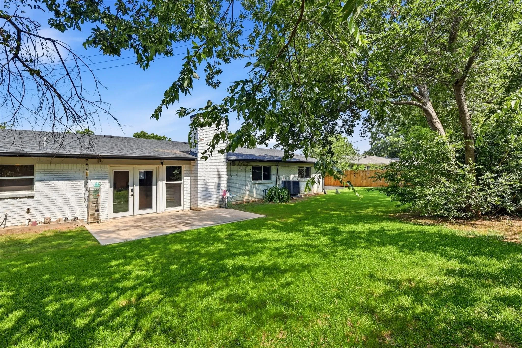 Single Family Residence For Sale in Tarrant County , 5105 Colorado Boulevard, North Richland Hills, Texas 76180, 3 Bedroom, 2 Bathroom, 2 Garage spaces, 1,723 Sqft, built in 1959, mls#21304270, Real Estate Agent in North Richland Hills, Homes For Sale in Tarrant county, Homes For Sale in North Richland Hills, Realtor in North Richland Hills Texas, Real Estate Brokerage Independent Realty Texas, Luminita Cordes Realtor