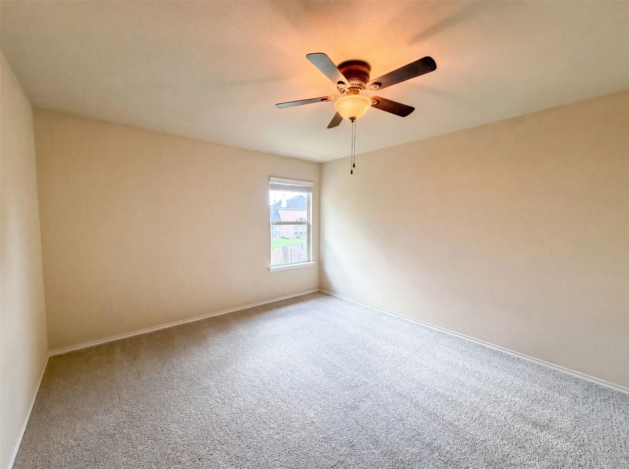 Single Family Residence For Sale in Collin County , 1404 Claire Lane, Royse City, Texas 75189, 4 Bedroom, 3 Bathroom, 2 Garage spaces, 2,119 Sqft, built in 2014, mls#21310119, Real Estate Agent in Royse City, Homes For Sale in Collin county, Homes For Sale in Royse City, Realtor in Royse City Texas, Real Estate Brokerage Independent Realty Texas, Luminita Cordes Realtor