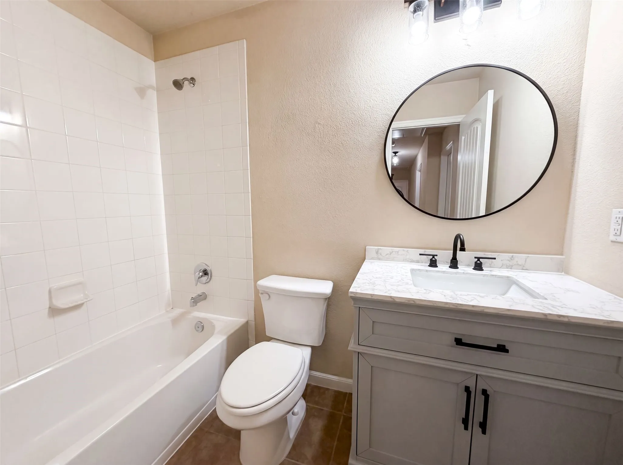 Single Family Residence For Sale in Collin County , 1404 Claire Lane, Royse City, Texas 75189, 4 Bedroom, 3 Bathroom, 2 Garage spaces, 2,119 Sqft, built in 2014, mls#21310119, Real Estate Agent in Royse City, Homes For Sale in Collin county, Homes For Sale in Royse City, Realtor in Royse City Texas, Real Estate Brokerage Independent Realty Texas, Luminita Cordes Realtor