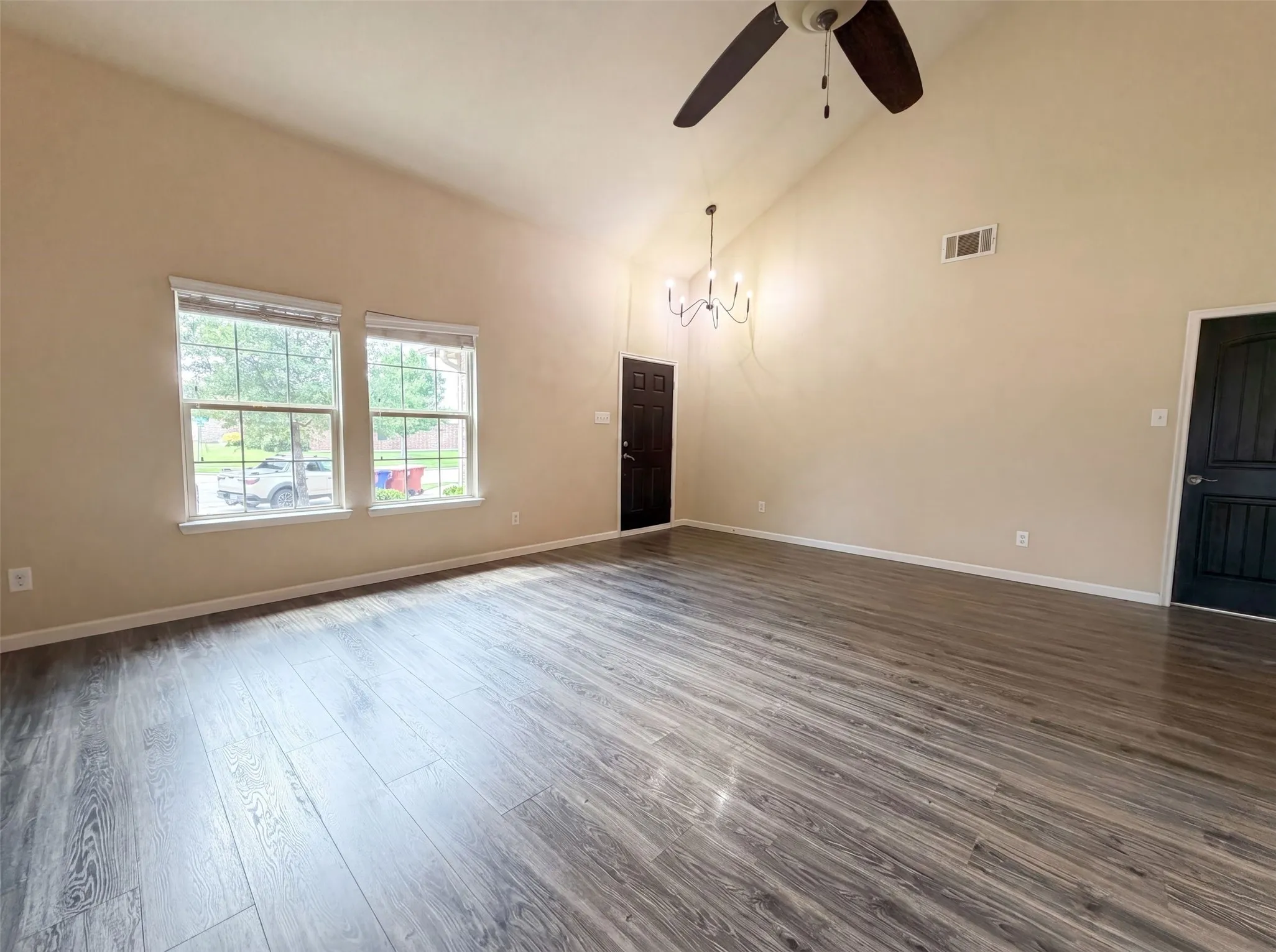 Single Family Residence For Sale in Collin County , 1404 Claire Lane, Royse City, Texas 75189, 4 Bedroom, 3 Bathroom, 2 Garage spaces, 2,119 Sqft, built in 2014, mls#21310119, Real Estate Agent in Royse City, Homes For Sale in Collin county, Homes For Sale in Royse City, Realtor in Royse City Texas, Real Estate Brokerage Independent Realty Texas, Luminita Cordes Realtor