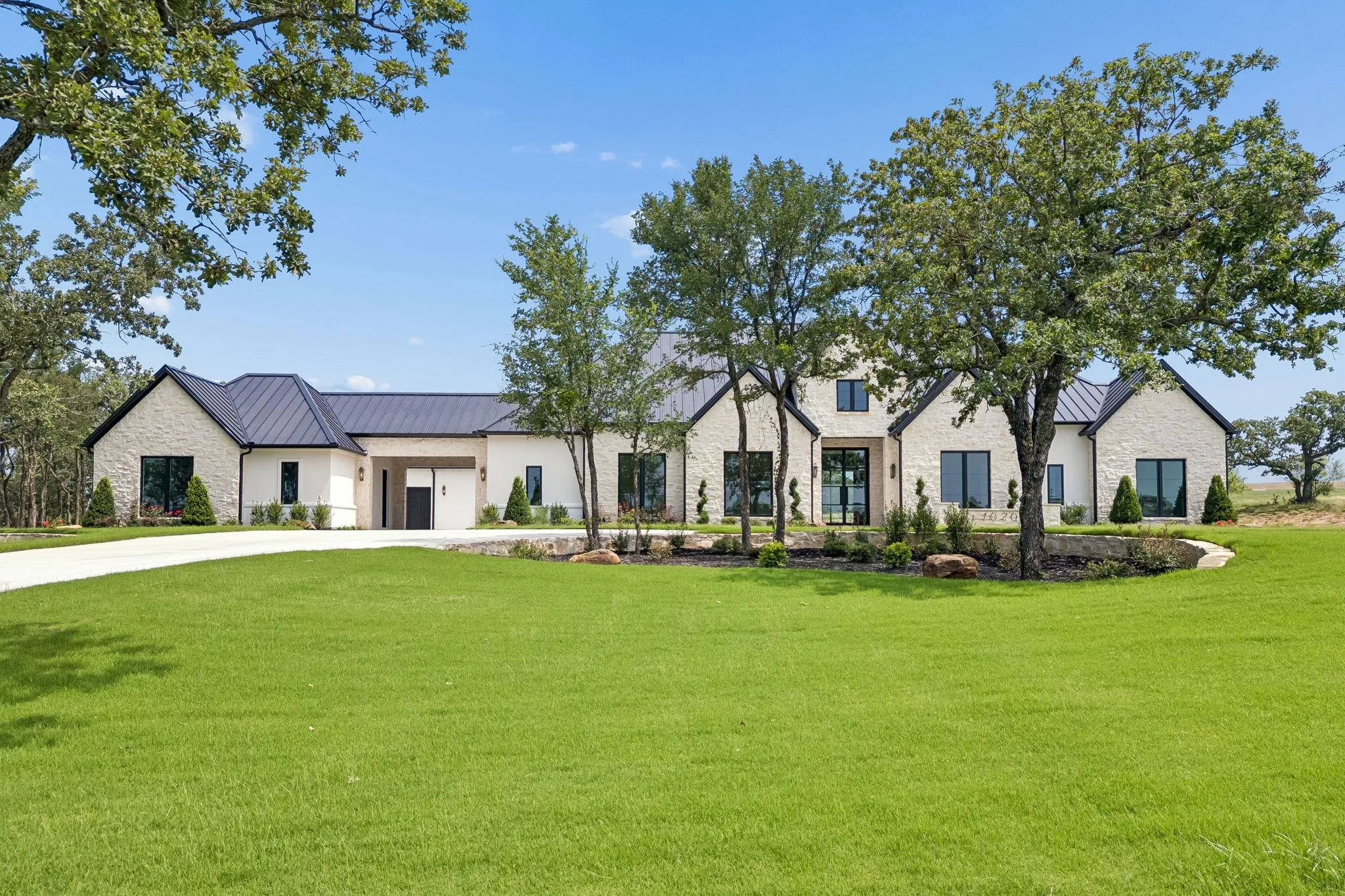 Single Family Residence For Sale in Parker County , 1020 Genoa Drive, Weatherford, Texas 76087, 5 Bedroom, 5 Bathroom, 4 Garage spaces, 4,942 Sqft, built in 2026, mls#21310076, Real Estate Agent in Weatherford, Homes For Sale in Parker county, Homes For Sale in Weatherford, Realtor in Weatherford Texas, Real Estate Brokerage Independent Realty Texas, Luminita Cordes Realtor