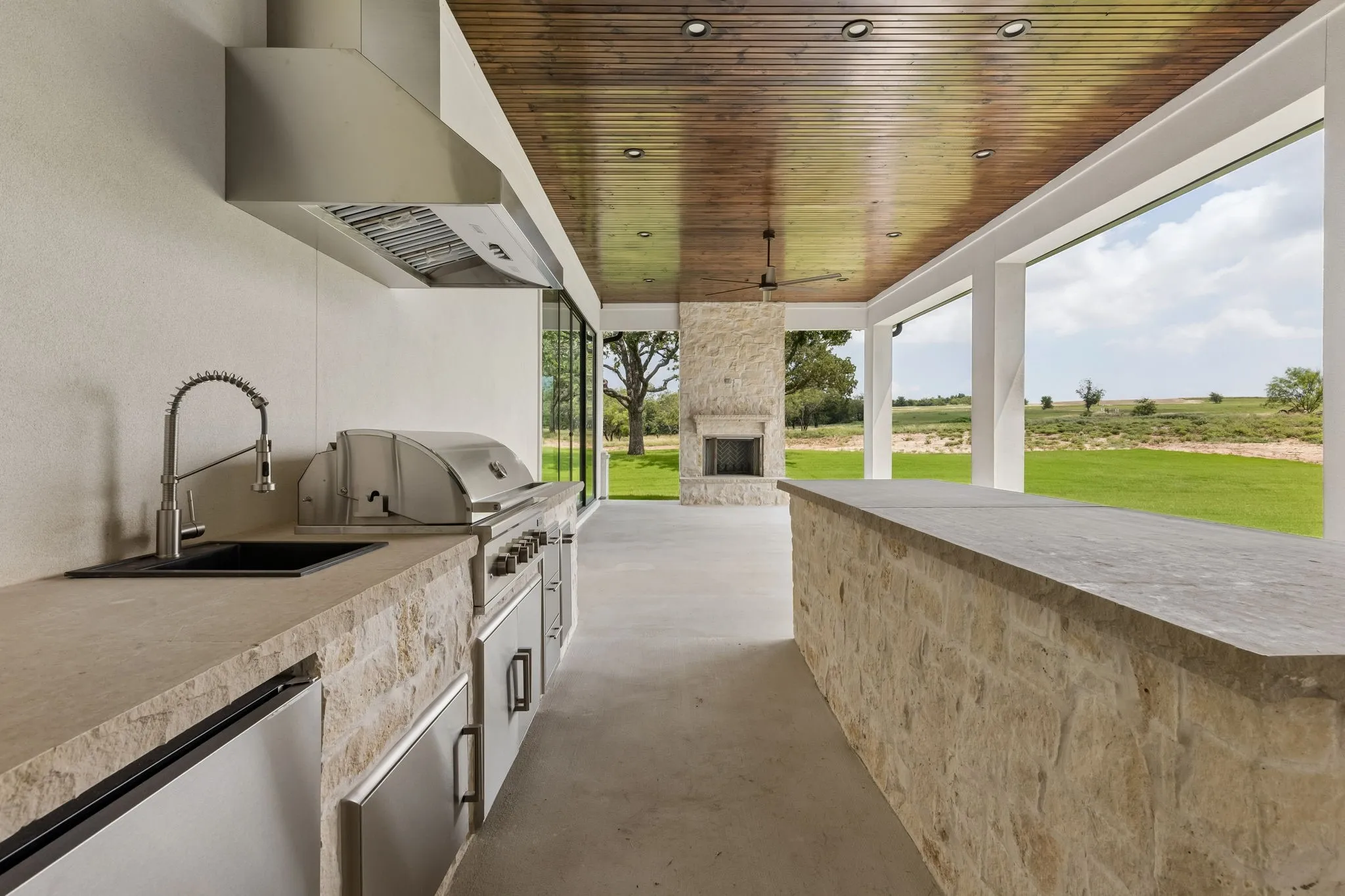 Single Family Residence For Sale in Parker County , 1020 Genoa Drive, Weatherford, Texas 76087, 5 Bedroom, 5 Bathroom, 4 Garage spaces, 4,942 Sqft, built in 2026, mls#21310076, Real Estate Agent in Weatherford, Homes For Sale in Parker county, Homes For Sale in Weatherford, Realtor in Weatherford Texas, Real Estate Brokerage Independent Realty Texas, Luminita Cordes Realtor