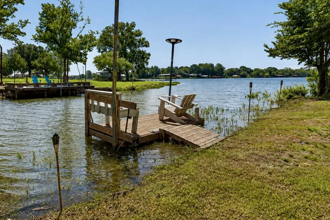 Mobile Home For Sale in Hunt County , 3183 Timberwild, Wills Point, Texas 75169, 3 Bedroom, 2 Bathroom, 2 Garage spaces, 896 Sqft, built in 1996, mls#21305736, Real Estate Agent in Wills Point, Homes For Sale in Hunt county, Homes For Sale in Wills Point, Realtor in Wills Point Texas, Real Estate Brokerage Independent Realty Texas, Luminita Cordes Realtor
