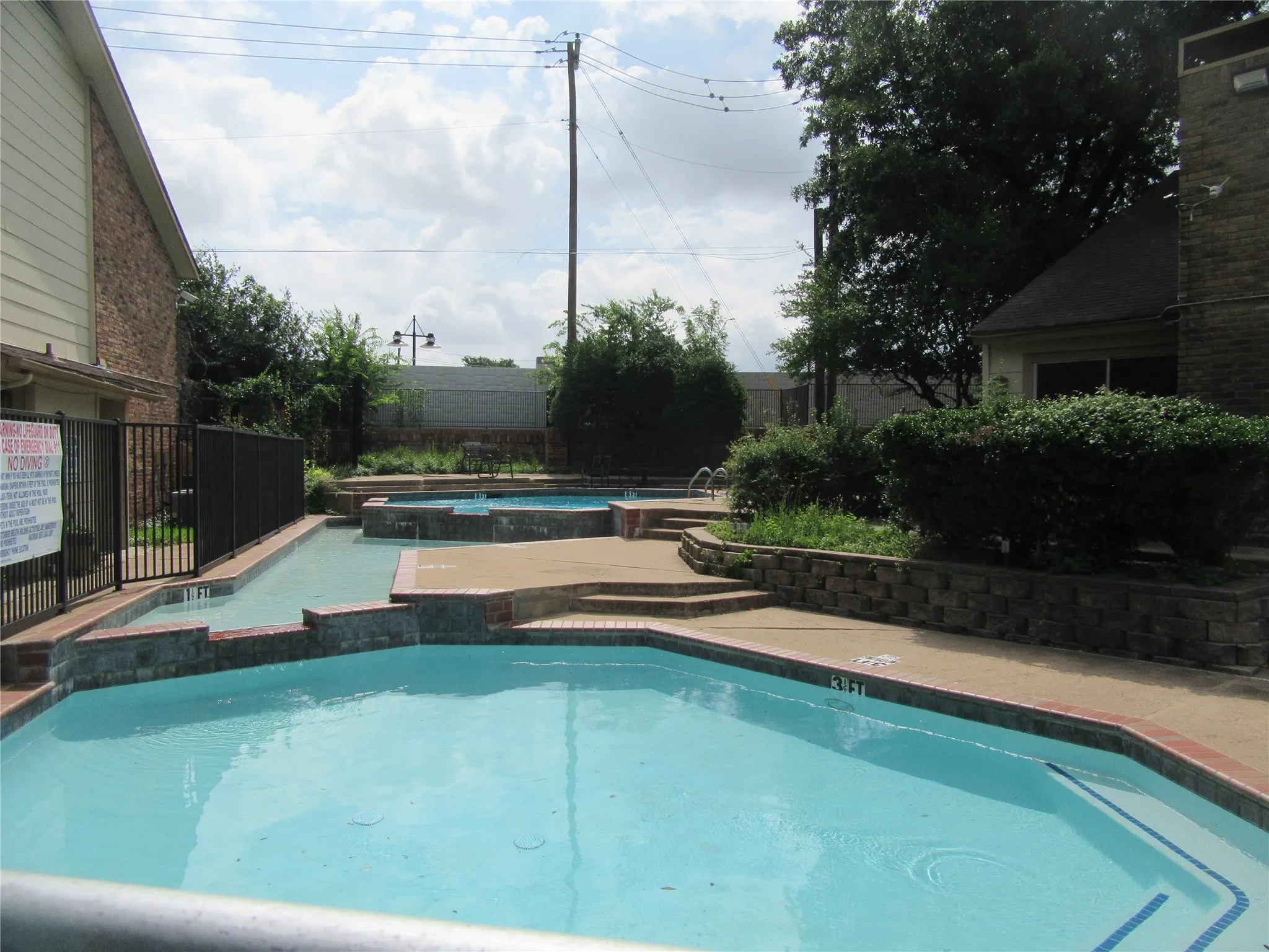 Condominium For Sale in Dallas County , 11311 Audelia Road 122, Dallas, Texas 75243, 2 Bedroom, 2 Bathroom, Garage spaces, 890 Sqft, built in 1981, Price $135,000, mls#21310148, Real Estate Agent in Dallas, Homes For Sale in Dallas county, Homes For Sale in Dallas, Realtor in Dallas Texas, Real Estate Brokerage Independent Realty Texas, Luminita Cordes Realtor