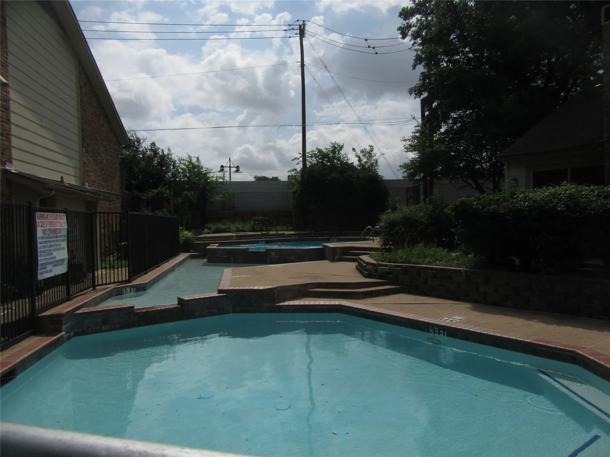 Condominium For Sale in Dallas County , 11311 Audelia Road 122, Dallas, Texas 75243, 2 Bedroom, 2 Bathroom, Garage spaces, 890 Sqft, built in 1981, Price $135,000, mls#21310148, Real Estate Agent in Dallas, Homes For Sale in Dallas county, Homes For Sale in Dallas, Realtor in Dallas Texas, Real Estate Brokerage Independent Realty Texas, Luminita Cordes Realtor