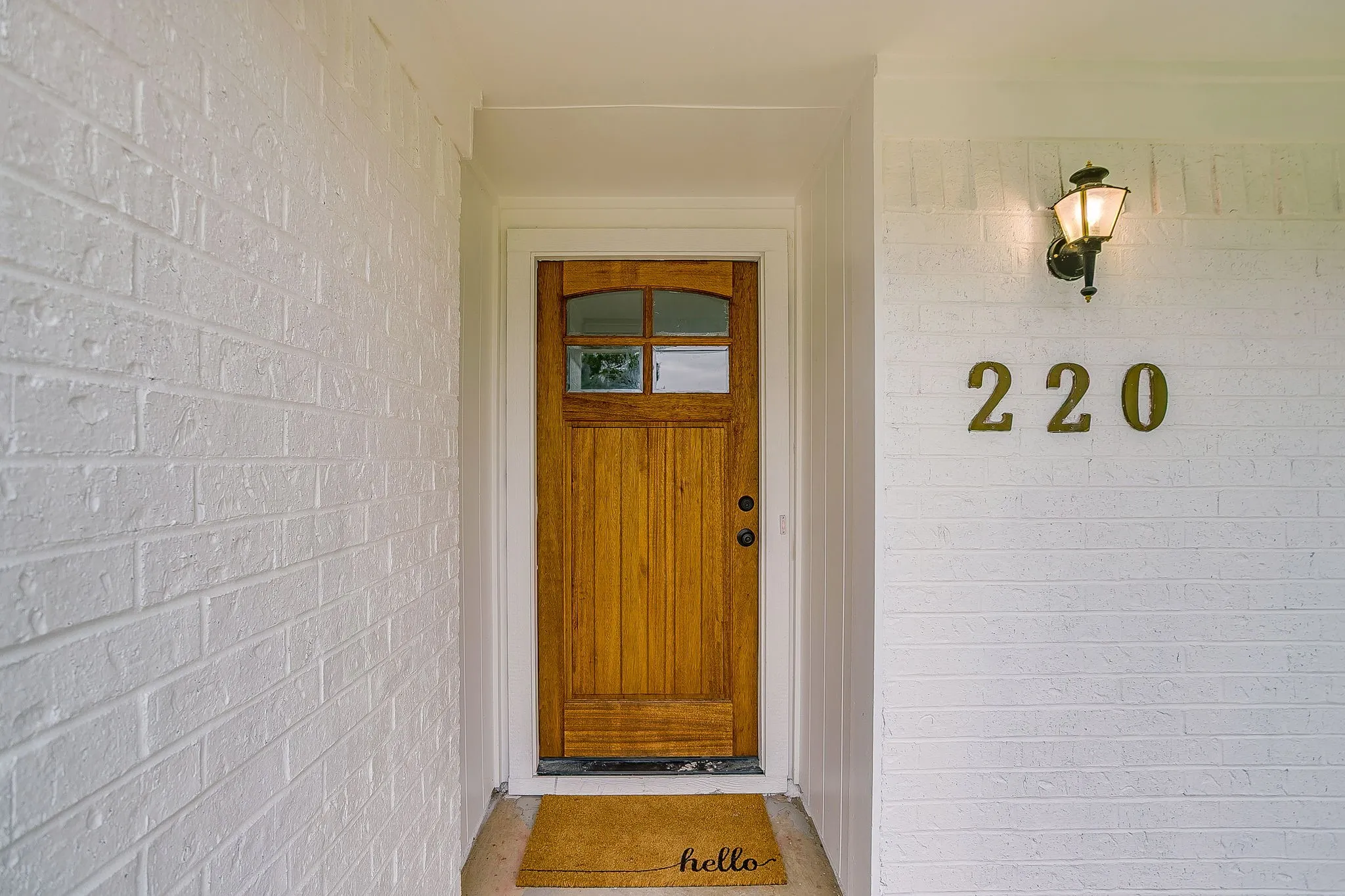 Single Family Residence For Rent in Parker County , 220 Rolling Hills Drive, Aledo, Texas 76008, 3 Bedroom, 3 Bathroom, 2 Garage spaces, 1,656 Sqft, built in 1973, mls#21309770, Real Estate Agent in Aledo, Homes For Rent in Parker county, Homes For Rent in Aledo, Realtor in Aledo Texas, Real Estate Brokerage Independent Realty Texas, Luminita Cordes Realtor