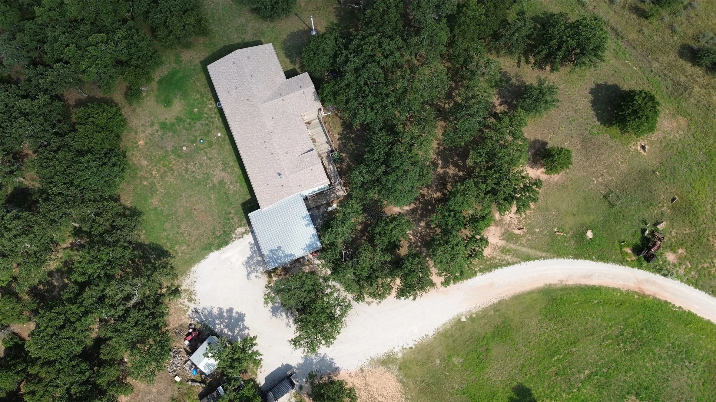 Farm For Sale in Eastland County , 17001 Interstate 20, Cisco, Texas 76437, 4 Bedroom, 3 Bathroom, Garage spaces, 2,432 Sqft, built in 2003, mls#21310159, Real Estate Agent in Cisco, Homes For Sale in Eastland county, Homes For Sale in Cisco, Realtor in Cisco Texas, Real Estate Brokerage Independent Realty Texas, Luminita Cordes Realtor