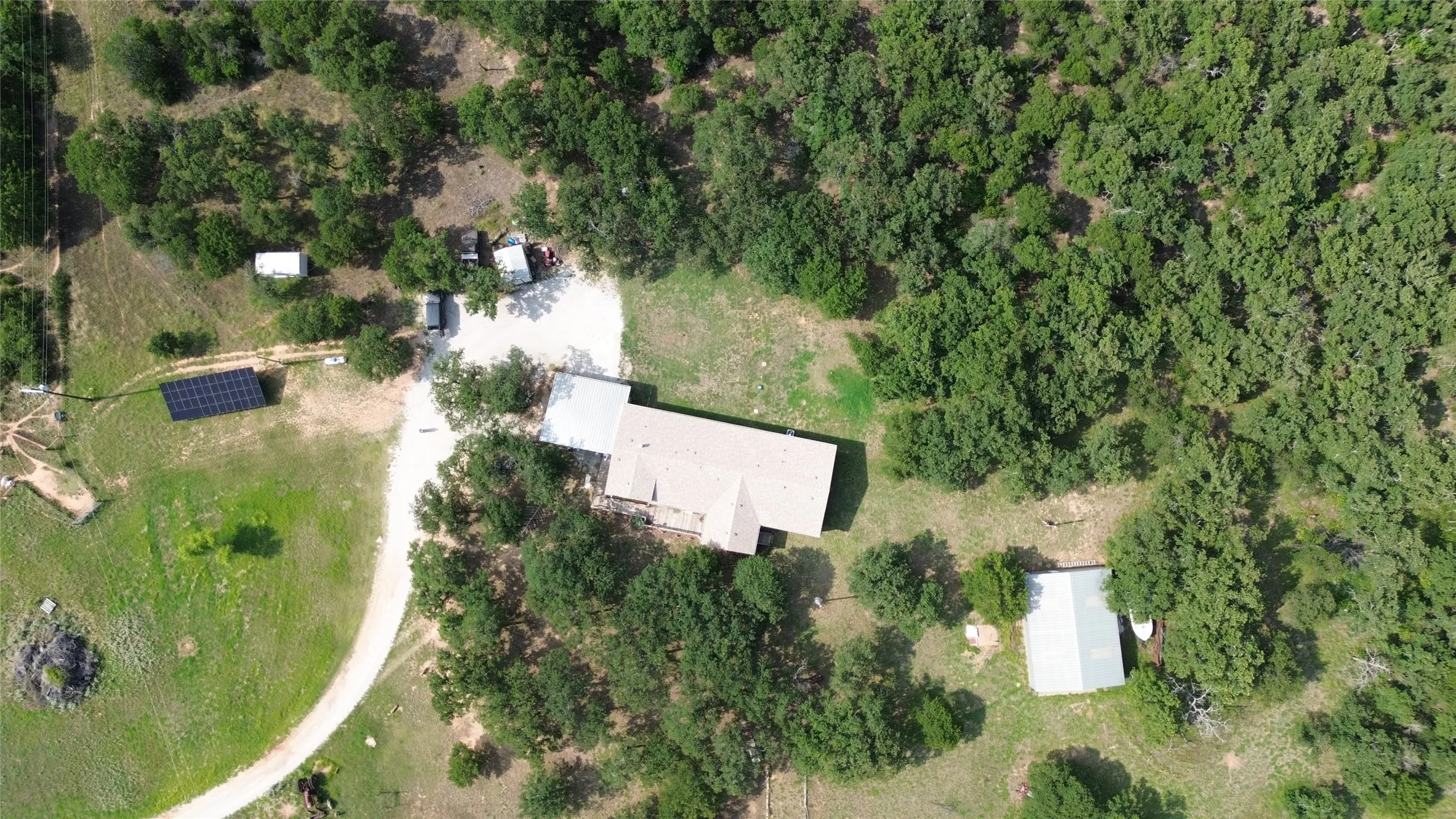 Farm For Sale in Eastland County , 17001 Interstate 20, Cisco, Texas 76437, 4 Bedroom, 3 Bathroom, Garage spaces, 2,432 Sqft, built in 2003, mls#21310159, Real Estate Agent in Cisco, Homes For Sale in Eastland county, Homes For Sale in Cisco, Realtor in Cisco Texas, Real Estate Brokerage Independent Realty Texas, Luminita Cordes Realtor