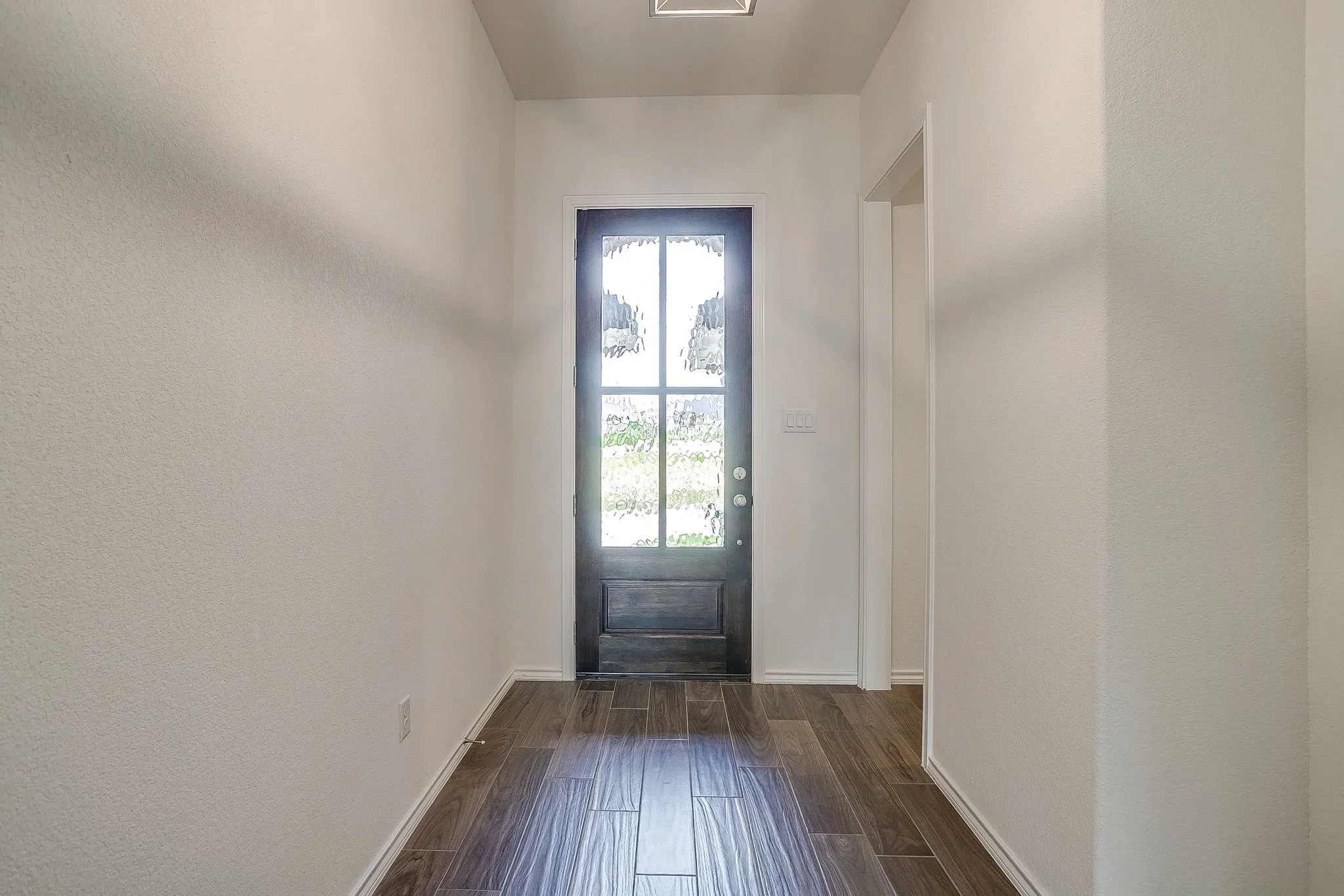 Single Family Residence For Sale in Tarrant County , 6817 Trail Rock Drive, Benbrook, Texas 76126, 4 Bedroom, 4 Bathroom, 2 Garage spaces, 2,282 Sqft, built in 2022, mls#21310173, Real Estate Agent in Benbrook, Homes For Sale in Tarrant county, Homes For Sale in Benbrook, Realtor in Benbrook Texas, Real Estate Brokerage Independent Realty Texas, Luminita Cordes Realtor