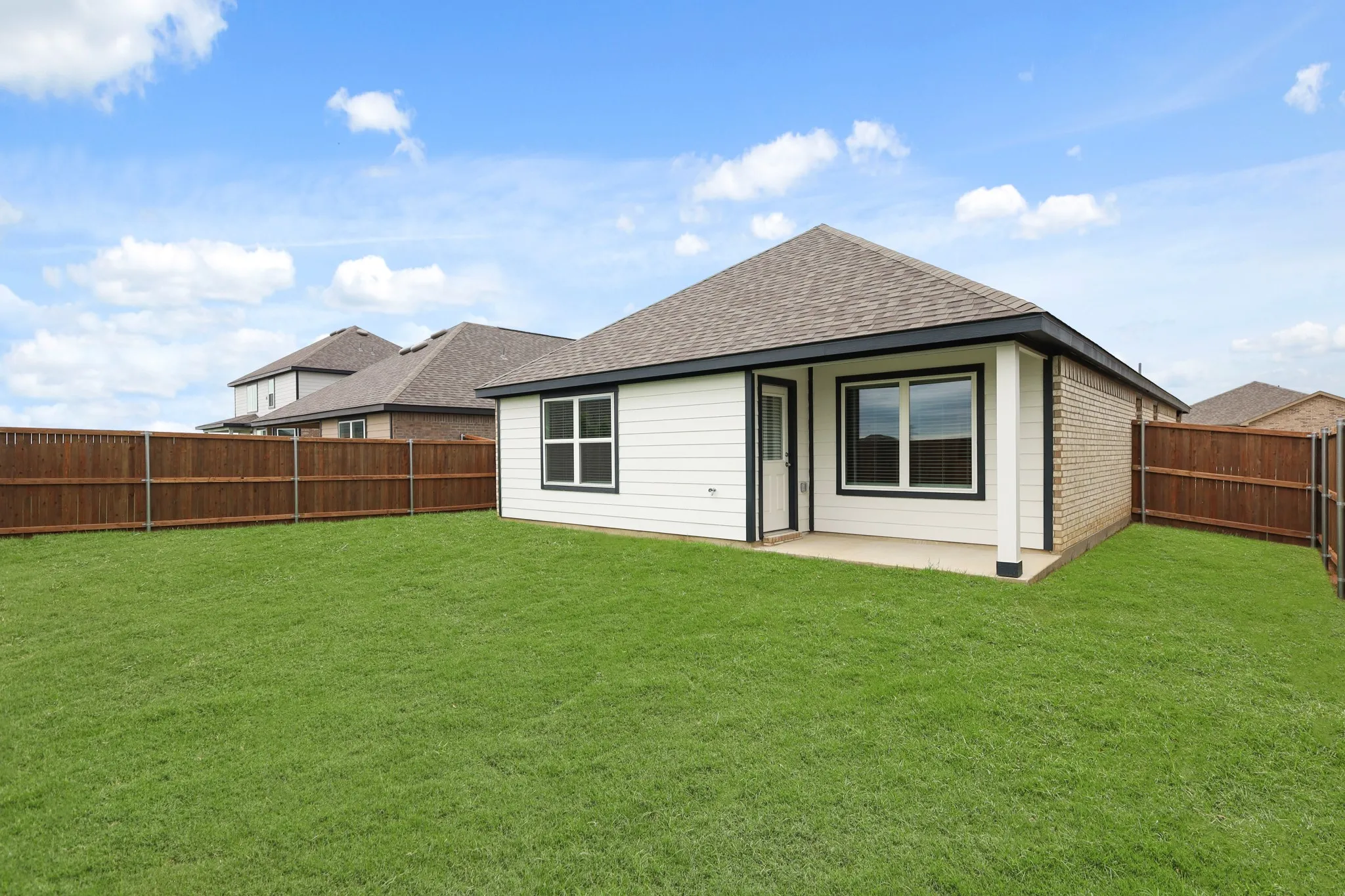 Single Family Residence For Sale in Johnson County , 3132 Manchester Drive, Cleburne, Texas 76031, 3 Bedroom, 2 Bathroom, 2 Garage spaces, 1,412 Sqft, built in 2025, mls#21310176, Real Estate Agent in Cleburne, Homes For Sale in Johnson county, Homes For Sale in Cleburne, Realtor in Cleburne Texas, Real Estate Brokerage Independent Realty Texas, Luminita Cordes Realtor