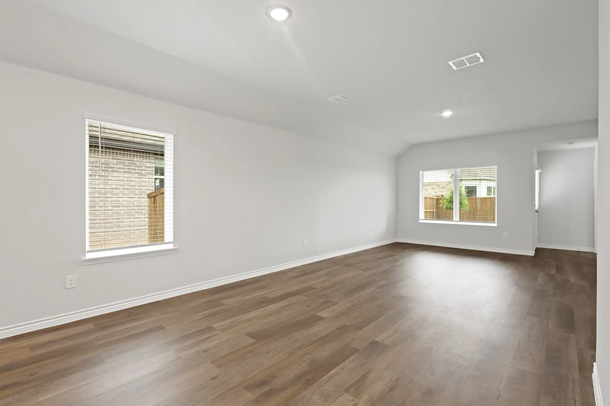 Single Family Residence For Sale in Johnson County , 3132 Manchester Drive, Cleburne, Texas 76031, 3 Bedroom, 2 Bathroom, 2 Garage spaces, 1,412 Sqft, built in 2025, mls#21310176, Real Estate Agent in Cleburne, Homes For Sale in Johnson county, Homes For Sale in Cleburne, Realtor in Cleburne Texas, Real Estate Brokerage Independent Realty Texas, Luminita Cordes Realtor