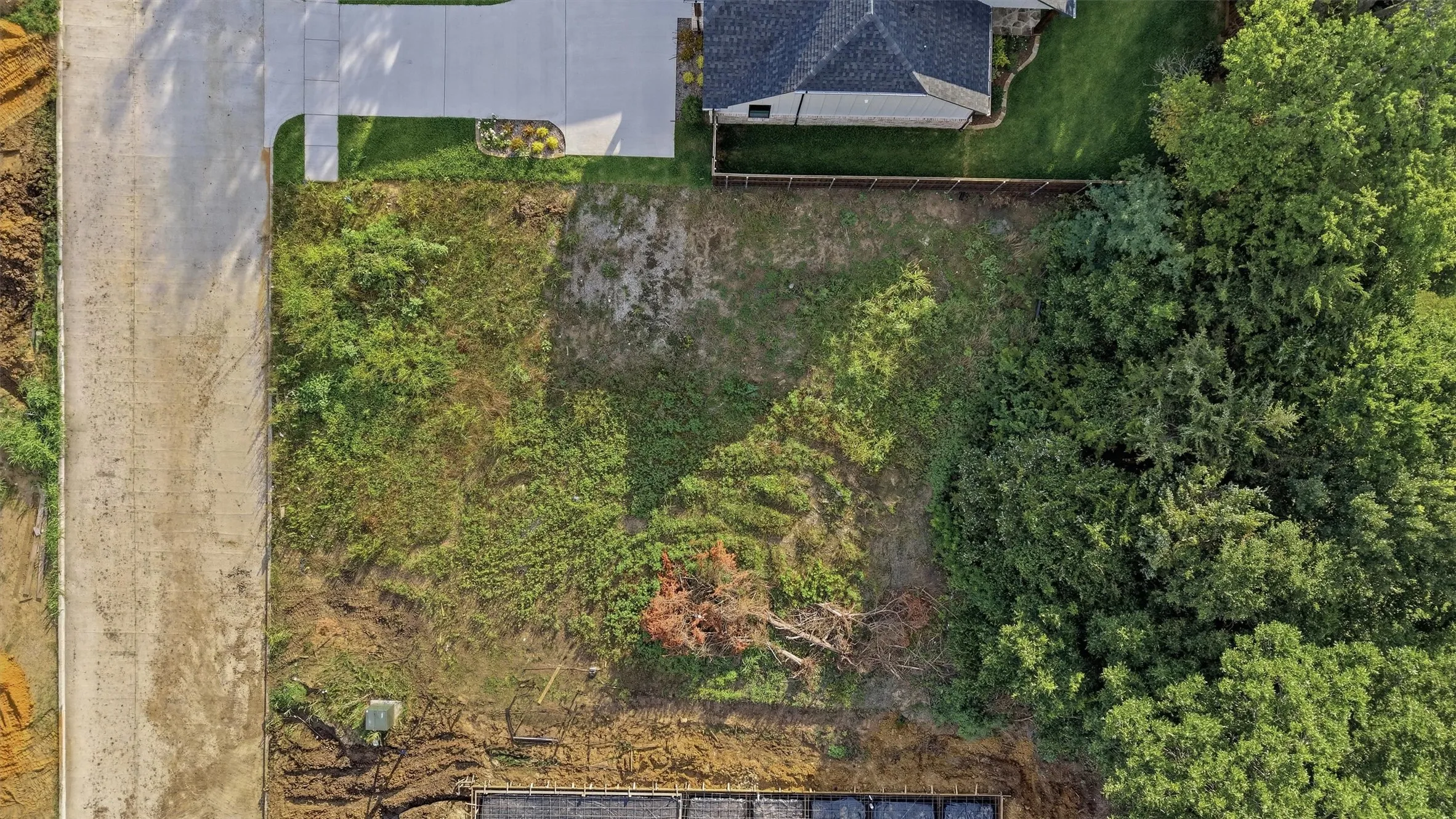 Single Family Residence For Sale in Grayson County , 1912 Heritage Knoll Drive, Sherman, Texas 75092, 5 Bedrooms, 4 Bathrooms, 2 Garage spaces, 4,051 Sqft, built in 2027, Price $800,000, mls#21306456, Real Estate Agent in Sherman, Homes For Sale in Grayson county, Homes For Sale in Sherman, Realtor in Sherman Texas, Real Estate Brokerage Independent Realty Texas, Luminita Cordes Realtor