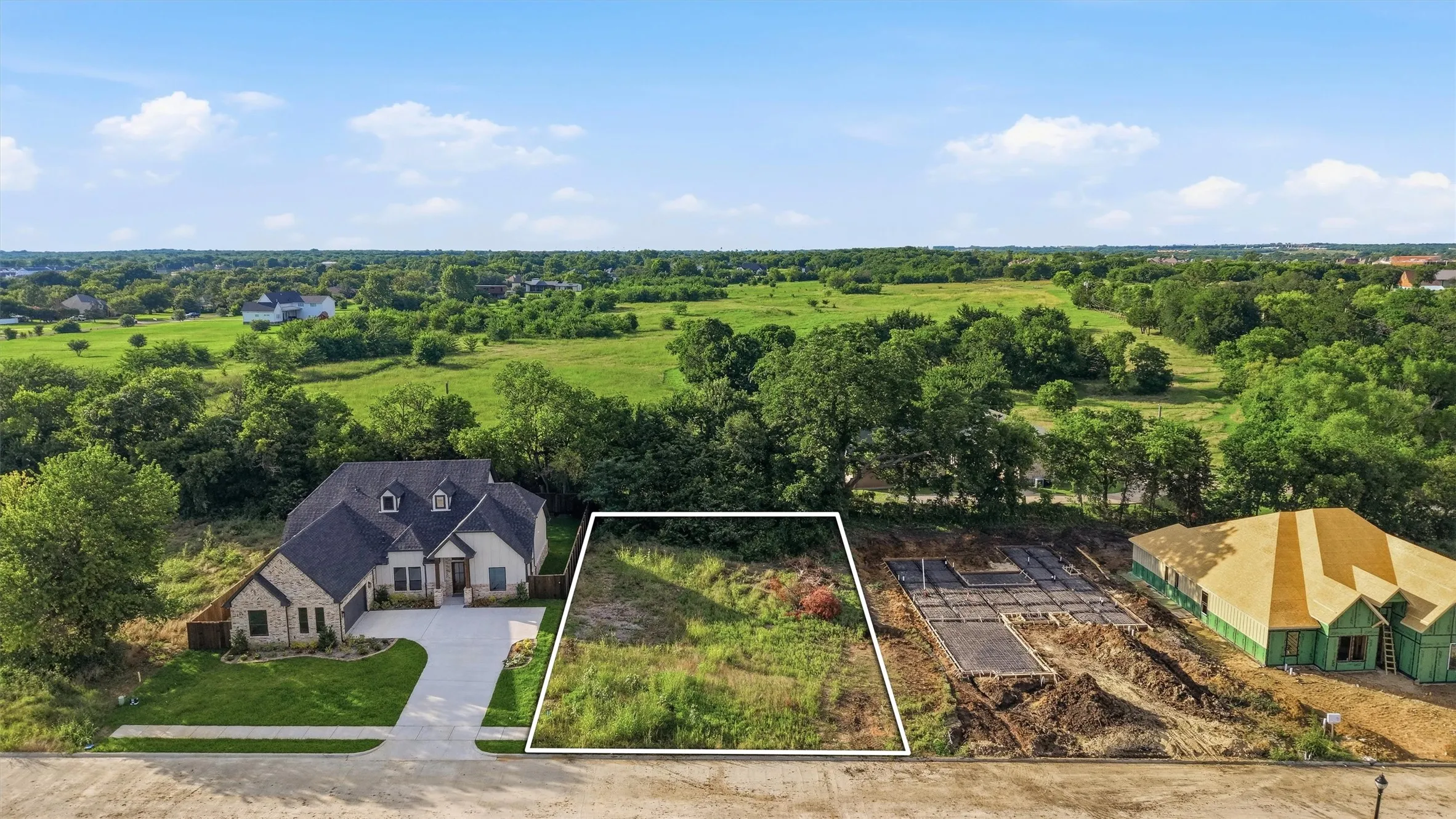 Single Family Residence For Sale in Grayson County , 1912 Heritage Knoll Drive, Sherman, Texas 75092, 5 Bedrooms, 4 Bathrooms, 2 Garage spaces, 4,051 Sqft, built in 2027, Price $800,000, mls#21306456, Real Estate Agent in Sherman, Homes For Sale in Grayson county, Homes For Sale in Sherman, Realtor in Sherman Texas, Real Estate Brokerage Independent Realty Texas, Luminita Cordes Realtor