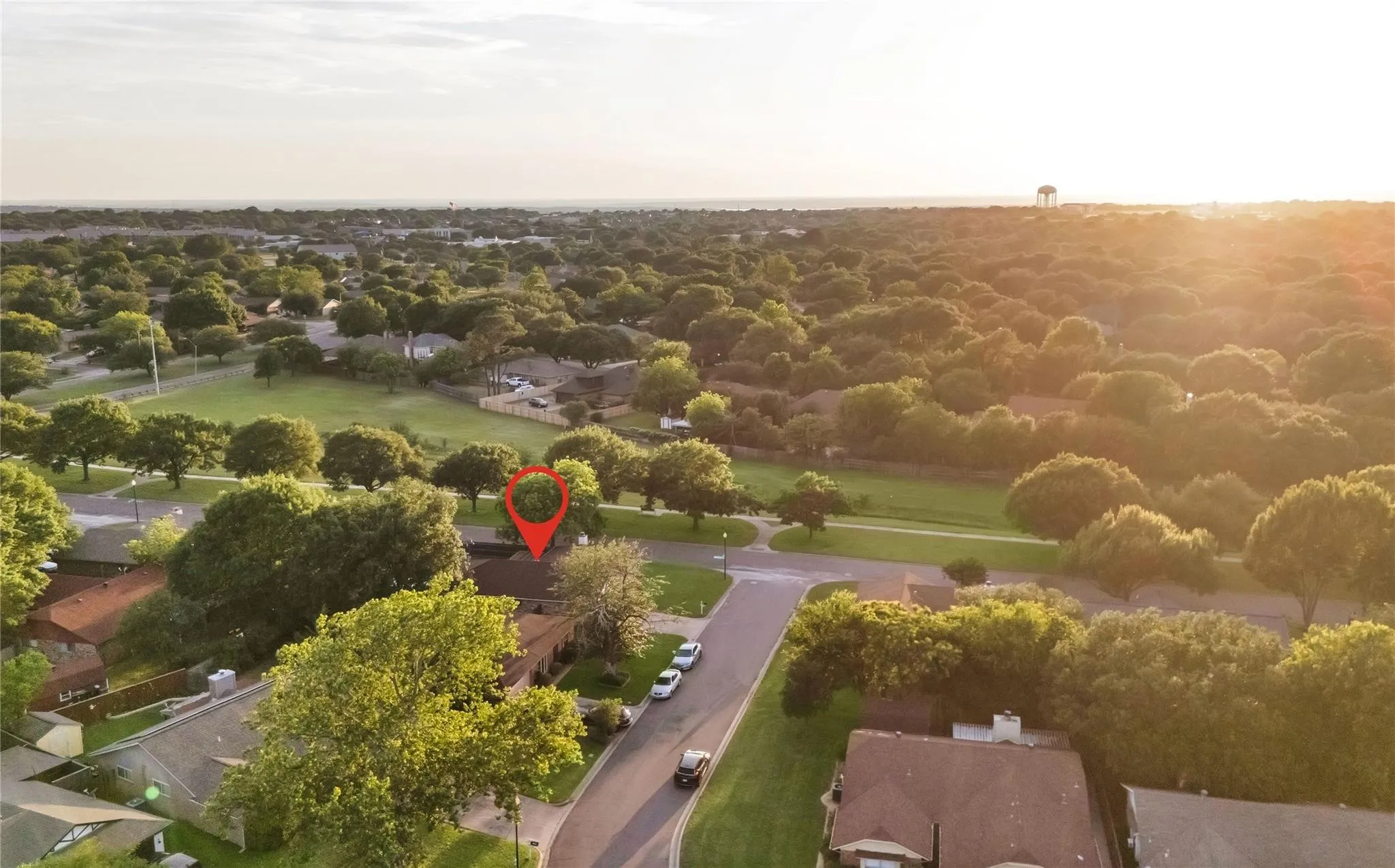 Single Family Residence For Rent in Tarrant County , 7357 Channel View Drive, Fort Worth, Texas 76133, 4 Bedroom, 2 Bathroom, 2 Garage spaces, 1,853 Sqft, built in 1979, mls#21310198, Real Estate Agent in Fort Worth, Homes For Rent in Tarrant county, Homes For Rent in Fort Worth, Realtor in Fort Worth Texas, Real Estate Brokerage Independent Realty Texas, Luminita Cordes Realtor