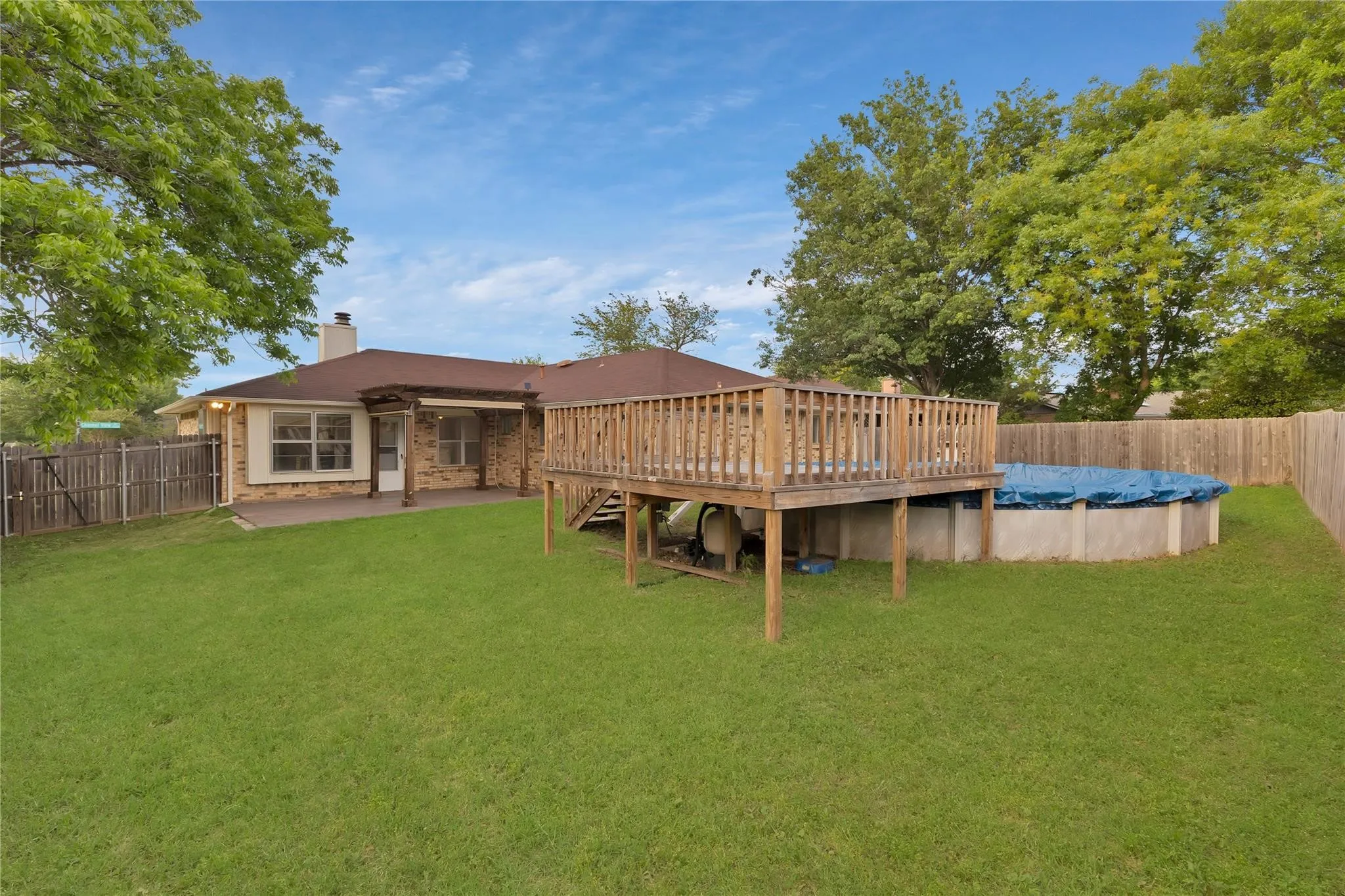 Single Family Residence For Rent in Tarrant County , 7357 Channel View Drive, Fort Worth, Texas 76133, 4 Bedroom, 2 Bathroom, 2 Garage spaces, 1,853 Sqft, built in 1979, mls#21310198, Real Estate Agent in Fort Worth, Homes For Rent in Tarrant county, Homes For Rent in Fort Worth, Realtor in Fort Worth Texas, Real Estate Brokerage Independent Realty Texas, Luminita Cordes Realtor