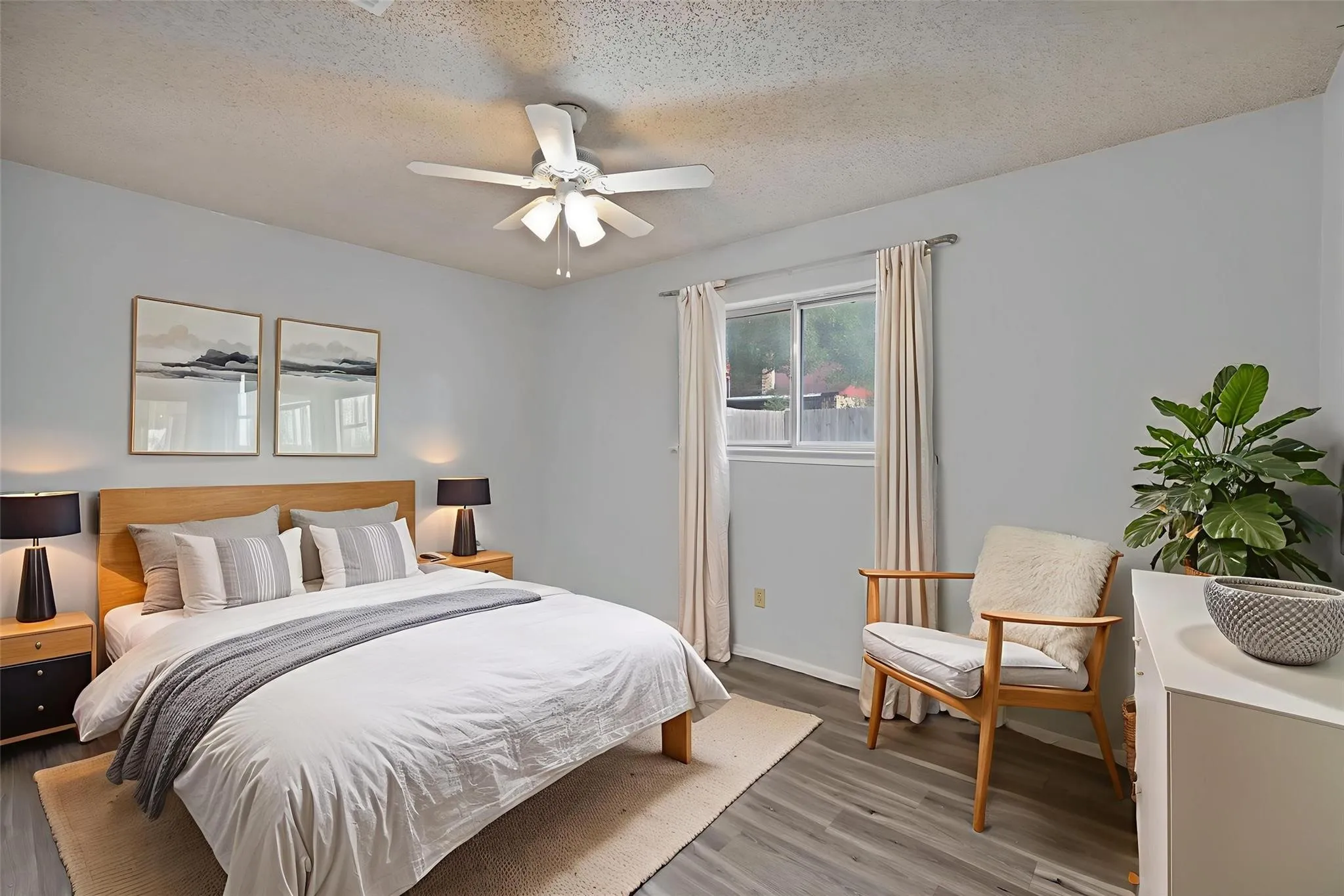 Single Family Residence For Rent in Tarrant County , 7357 Channel View Drive, Fort Worth, Texas 76133, 4 Bedroom, 2 Bathroom, 2 Garage spaces, 1,853 Sqft, built in 1979, mls#21310198, Real Estate Agent in Fort Worth, Homes For Rent in Tarrant county, Homes For Rent in Fort Worth, Realtor in Fort Worth Texas, Real Estate Brokerage Independent Realty Texas, Luminita Cordes Realtor