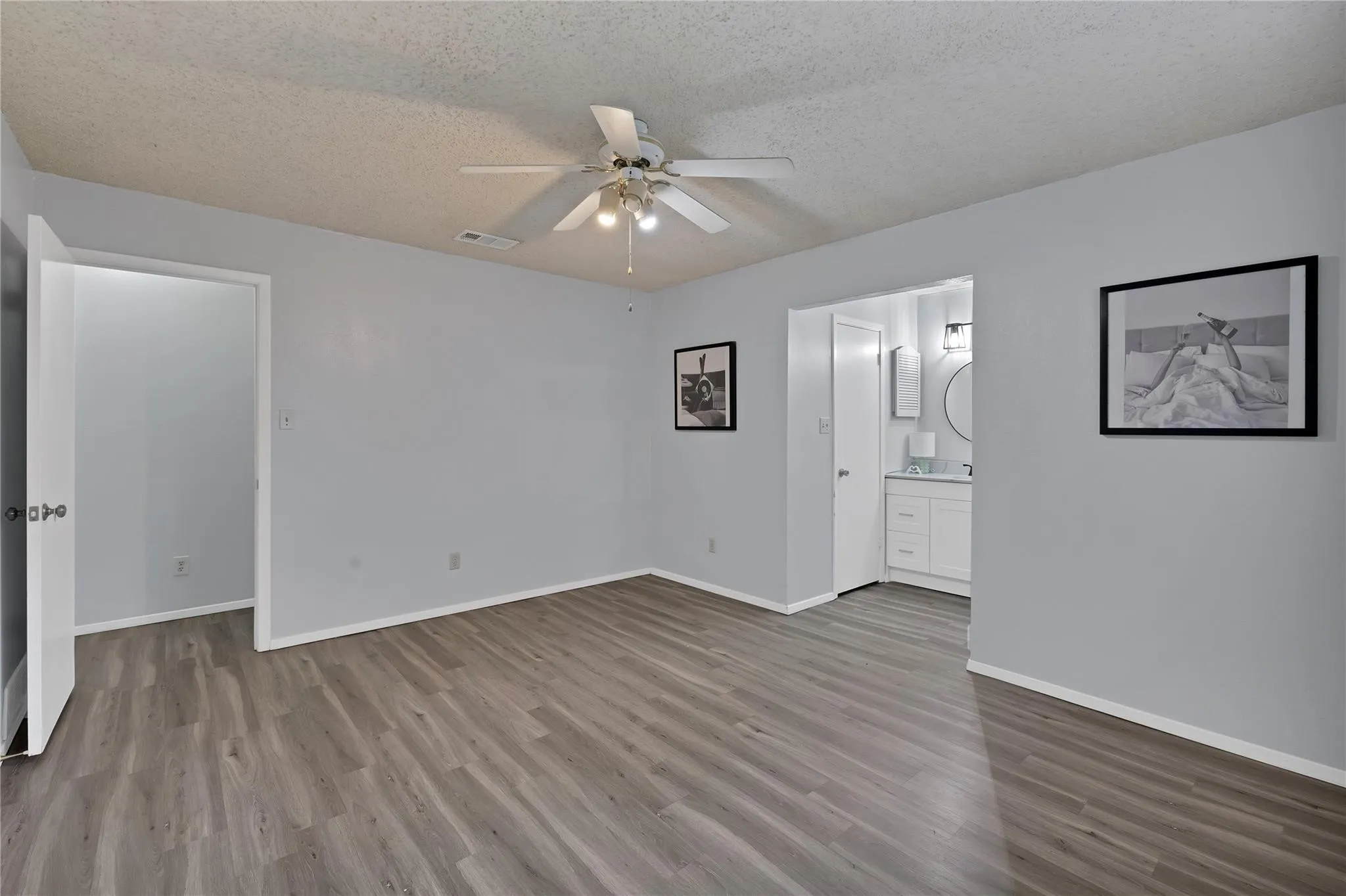 Single Family Residence For Rent in Tarrant County , 7357 Channel View Drive, Fort Worth, Texas 76133, 4 Bedroom, 2 Bathroom, 2 Garage spaces, 1,853 Sqft, built in 1979, mls#21310198, Real Estate Agent in Fort Worth, Homes For Rent in Tarrant county, Homes For Rent in Fort Worth, Realtor in Fort Worth Texas, Real Estate Brokerage Independent Realty Texas, Luminita Cordes Realtor