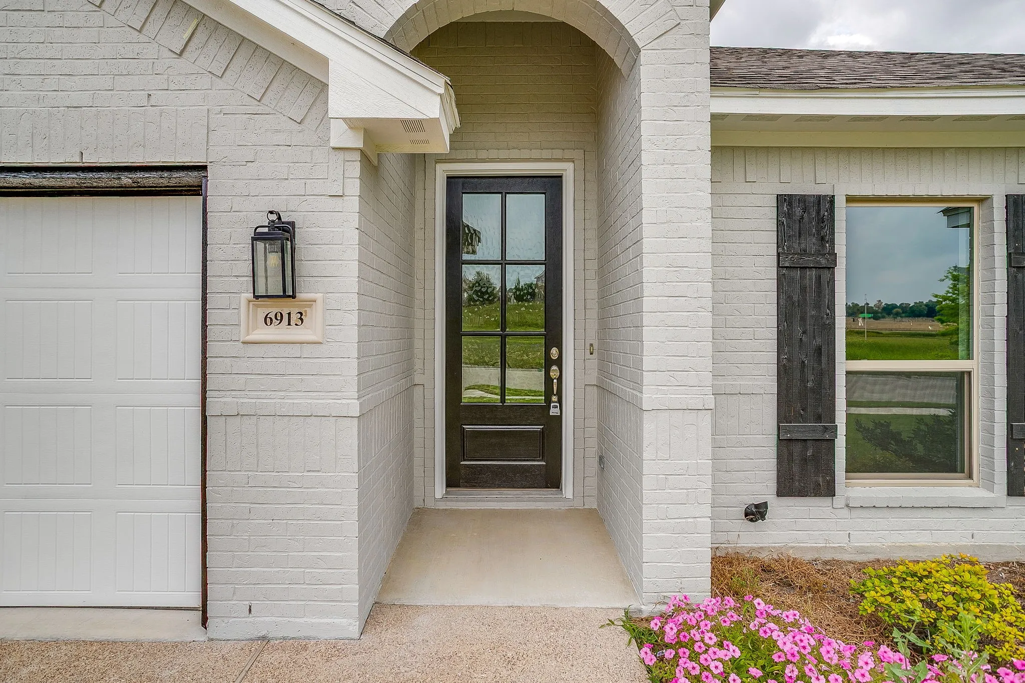 Single Family Residence For Sale in Tarrant County , 6913 Trail Rock Drive, Benbrook, Texas 76126, 4 Bedrooms, 2 Bathrooms, 2 Garage spaces, 2,344 Sqft, built in 2023, Price $499,888, mls#21310208, Real Estate Agent in Benbrook, Homes For Sale in Tarrant county, Homes For Sale in Benbrook, Realtor in Benbrook Texas, Real Estate Brokerage Independent Realty Texas, Luminita Cordes Realtor