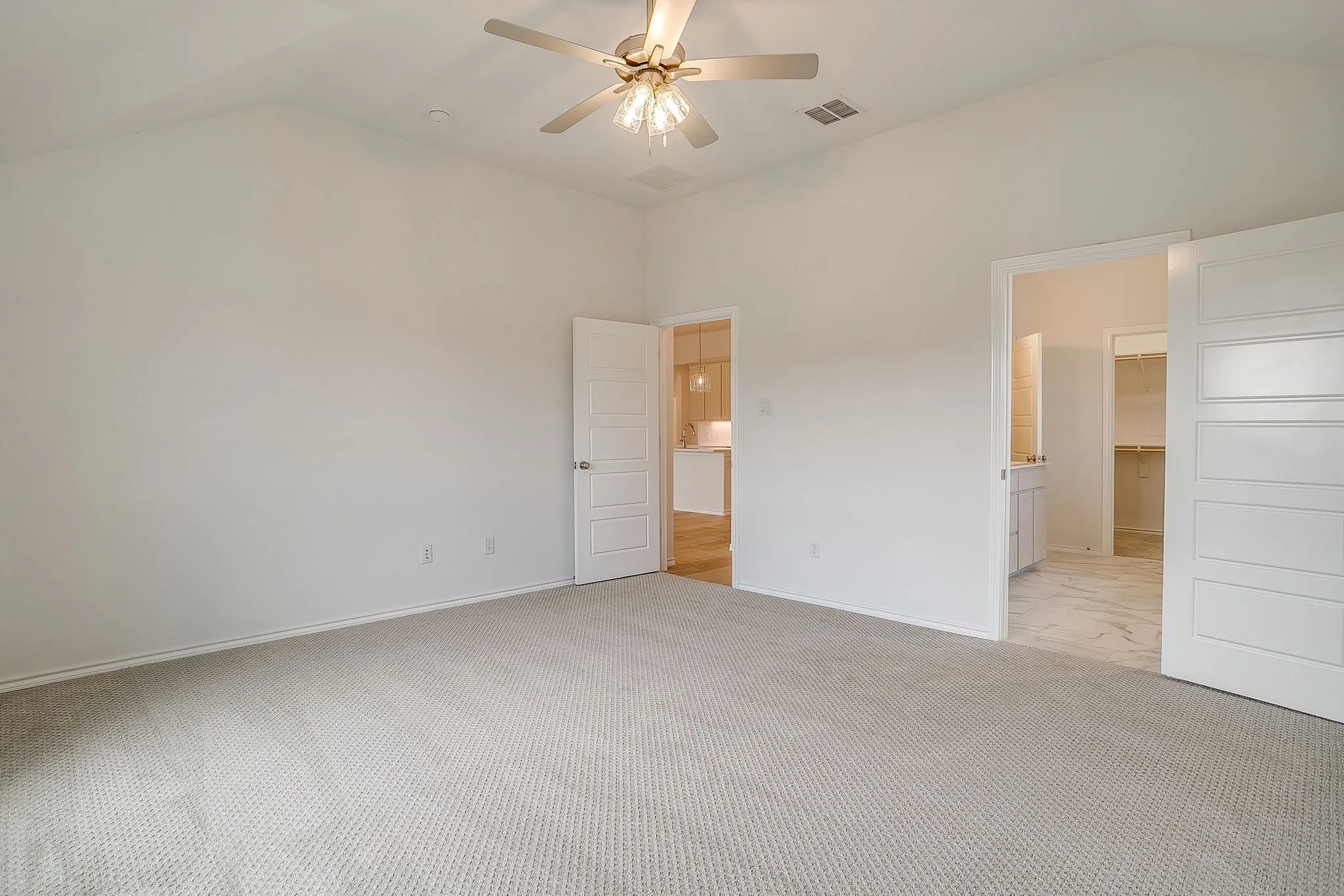 Single Family Residence For Sale in Tarrant County , 6913 Trail Rock Drive, Benbrook, Texas 76126, 4 Bedrooms, 2 Bathrooms, 2 Garage spaces, 2,344 Sqft, built in 2023, Price $499,888, mls#21310208, Real Estate Agent in Benbrook, Homes For Sale in Tarrant county, Homes For Sale in Benbrook, Realtor in Benbrook Texas, Real Estate Brokerage Independent Realty Texas, Luminita Cordes Realtor