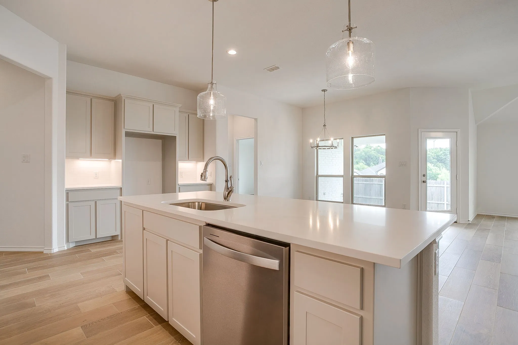 Single Family Residence For Sale in Tarrant County , 6913 Trail Rock Drive, Benbrook, Texas 76126, 4 Bedrooms, 2 Bathrooms, 2 Garage spaces, 2,344 Sqft, built in 2023, Price $499,888, mls#21310208, Real Estate Agent in Benbrook, Homes For Sale in Tarrant county, Homes For Sale in Benbrook, Realtor in Benbrook Texas, Real Estate Brokerage Independent Realty Texas, Luminita Cordes Realtor