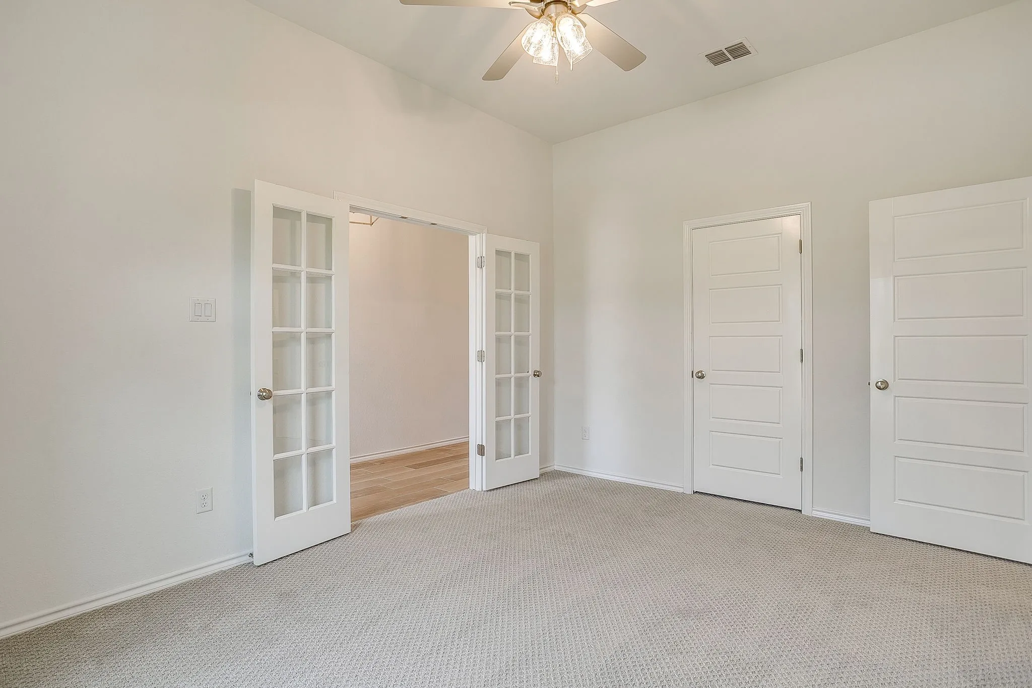 Single Family Residence For Sale in Tarrant County , 6913 Trail Rock Drive, Benbrook, Texas 76126, 4 Bedrooms, 2 Bathrooms, 2 Garage spaces, 2,344 Sqft, built in 2023, Price $499,888, mls#21310208, Real Estate Agent in Benbrook, Homes For Sale in Tarrant county, Homes For Sale in Benbrook, Realtor in Benbrook Texas, Real Estate Brokerage Independent Realty Texas, Luminita Cordes Realtor