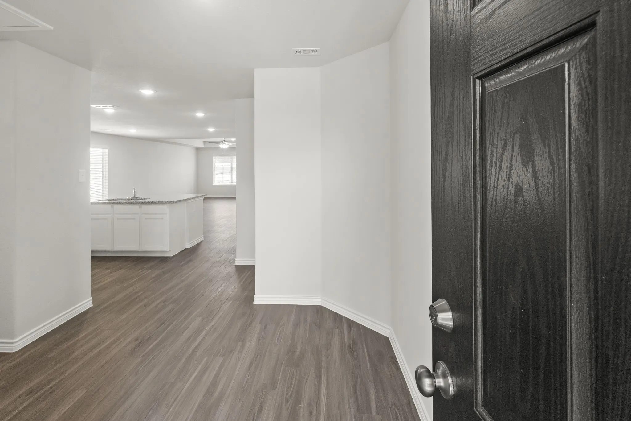 Single Family Residence For Sale in Tarrant County , 10024 Freighter Trail, Fort Worth, Texas 76131, 3 Bedroom, 2 Bathroom, 2 Garage spaces, 1,697 Sqft, built in 2025, mls#21310206, Real Estate Agent in Fort Worth, Homes For Sale in Tarrant county, Homes For Sale in Fort Worth, Realtor in Fort Worth Texas, Real Estate Brokerage Independent Realty Texas, Luminita Cordes Realtor